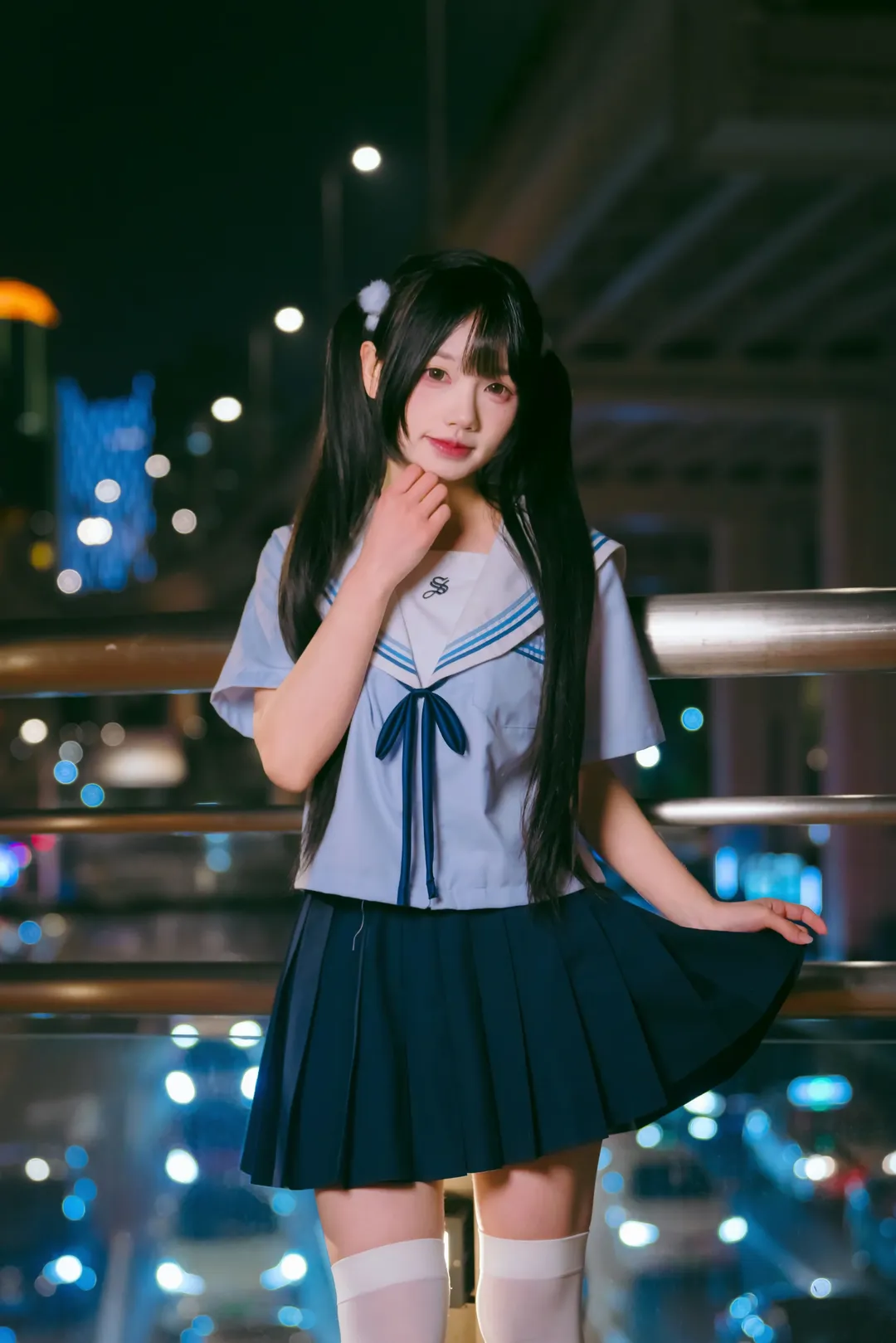 夜半公交站台的校供感水手服写真 - 第 6 张