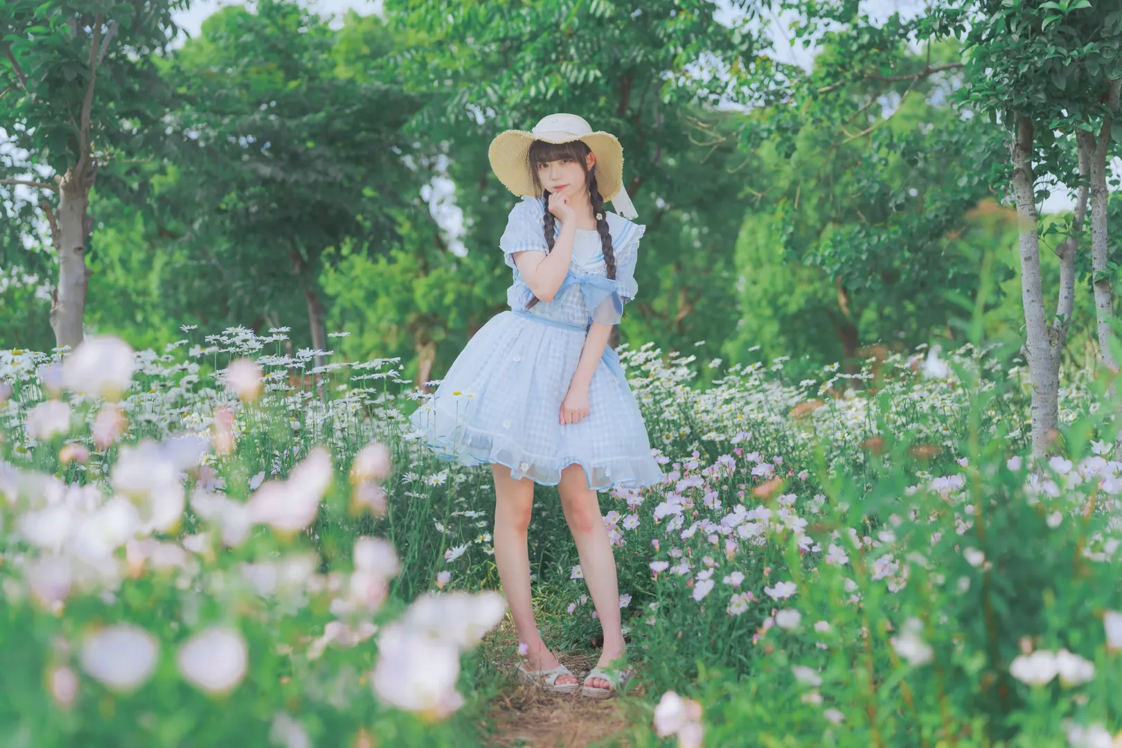 日系田园风写真：在雏菊花海中捕捉春日的微风 - 第 6 张