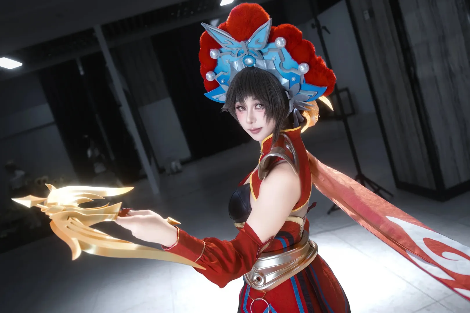 【虞姬cos】王者荣耀霸王别姬，红黑战袍下的动态张力 - 第 4 张