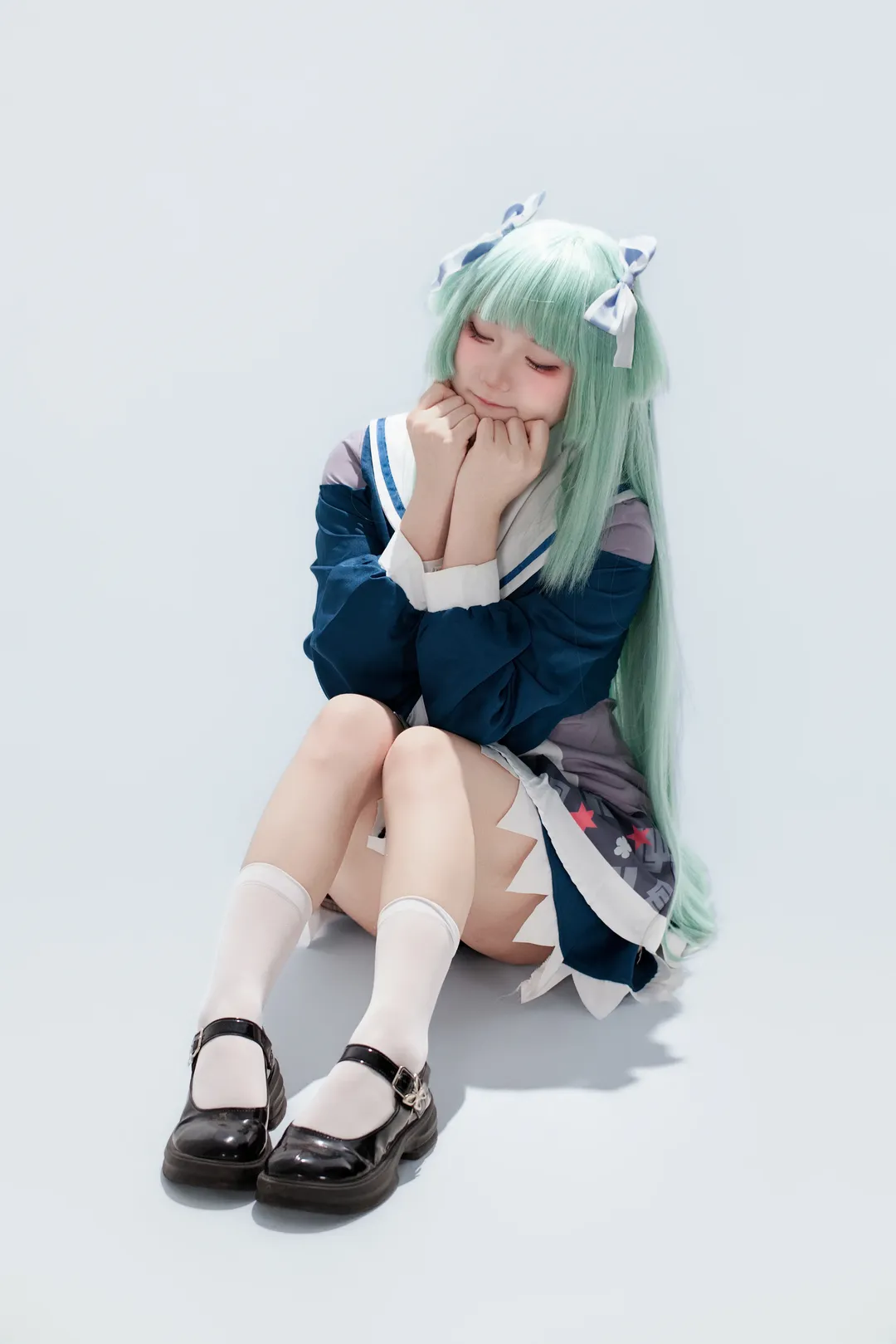 【叢雨cos】千戀萬花叢雨 水手服與白絲的棚拍記錄 - 第 3 張