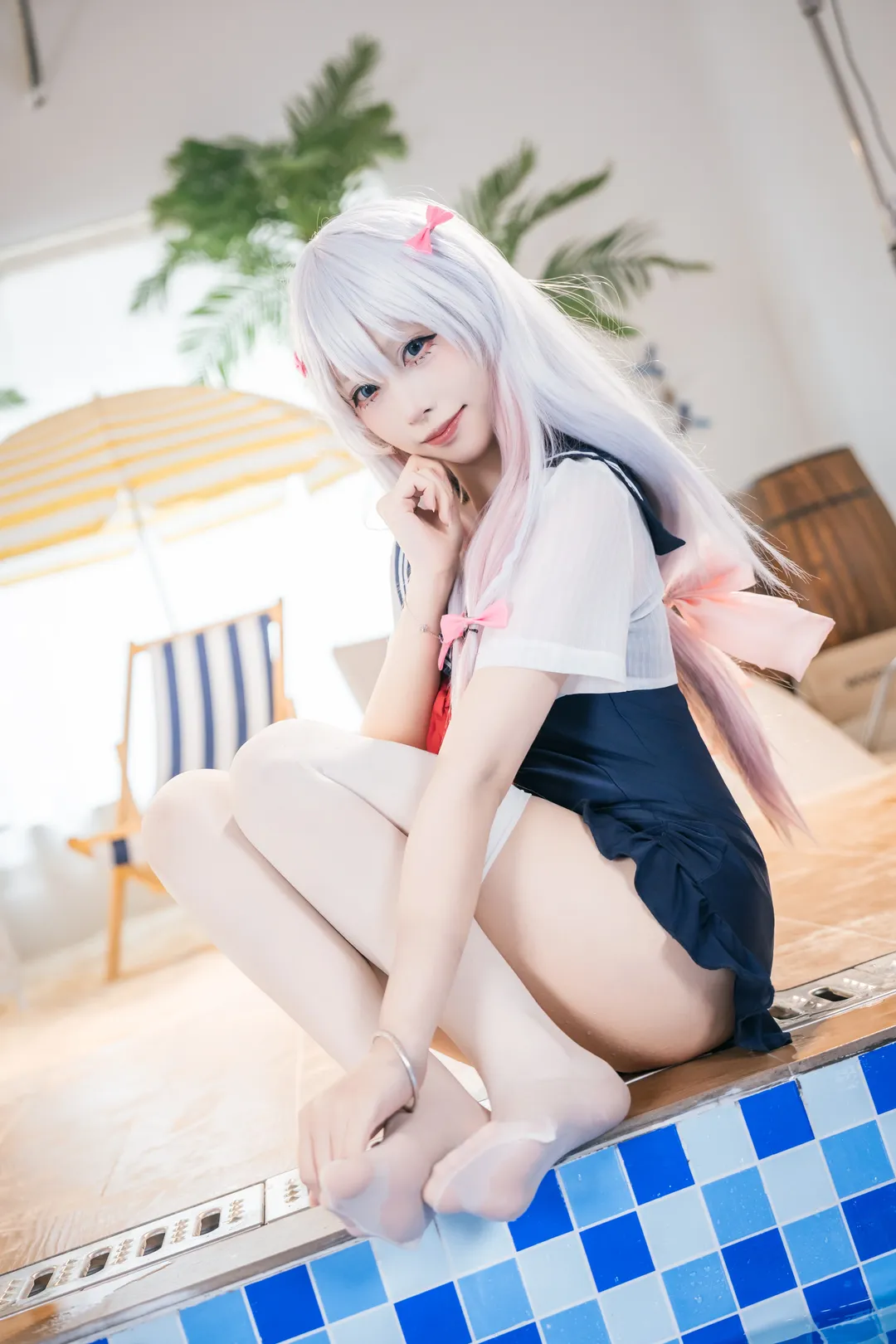 【和泉紗霧cos】埃羅芒阿老師的夏日泳池水槍體驗 - 第 1 張