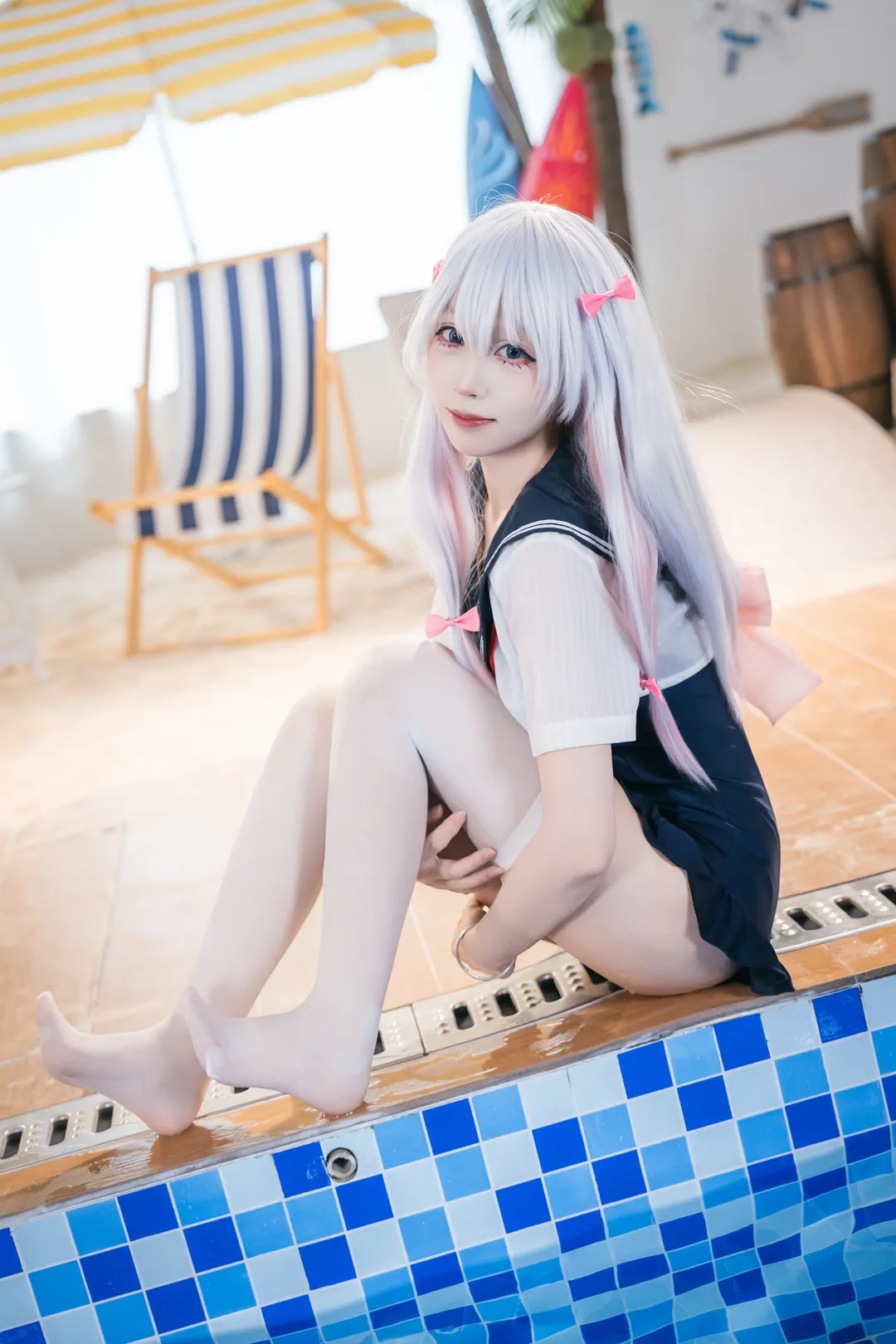 【和泉紗霧cos】埃羅芒阿老師的夏日泳池水槍體驗 - 第 2 張