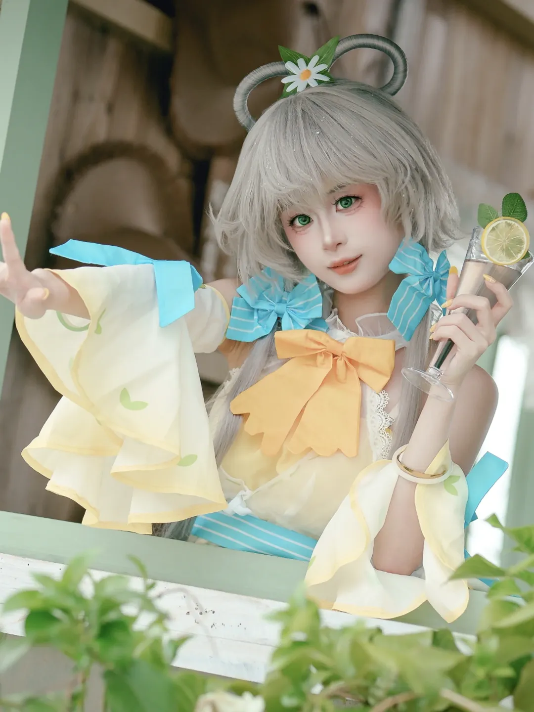 【洛天依小檸檬cos】風鈴輕響，定格盛夏的清爽時刻 - 第 1 張