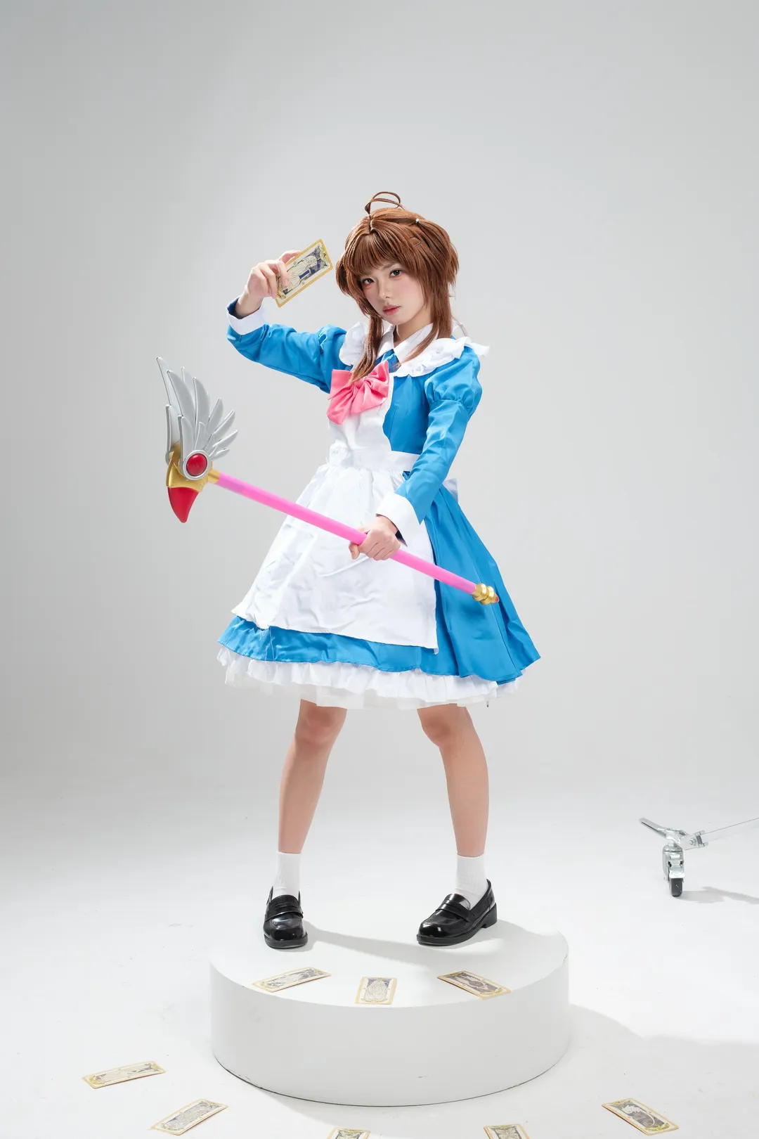 【小樱cos】小樱女仆白棚颠勺，蓝色裙摆与魔法杖的碰撞 - 第 9 张
