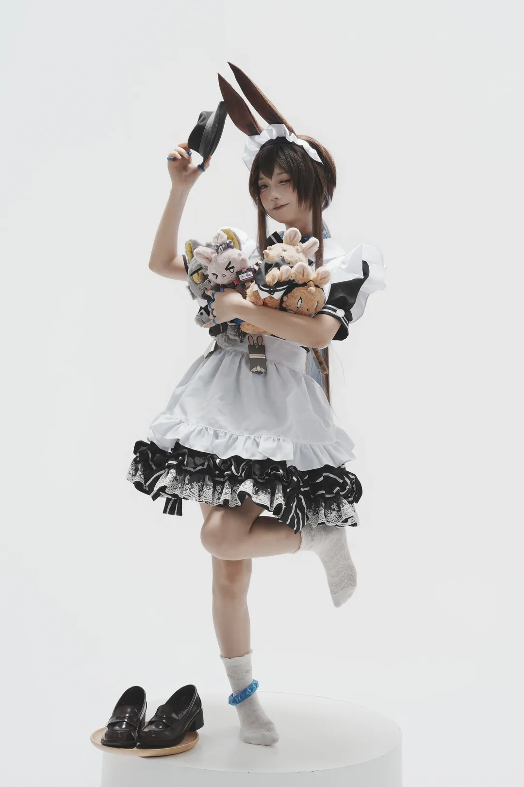 【阿米婭cos】山山兔女僕，白棚直出的快樂 - 第 1 張