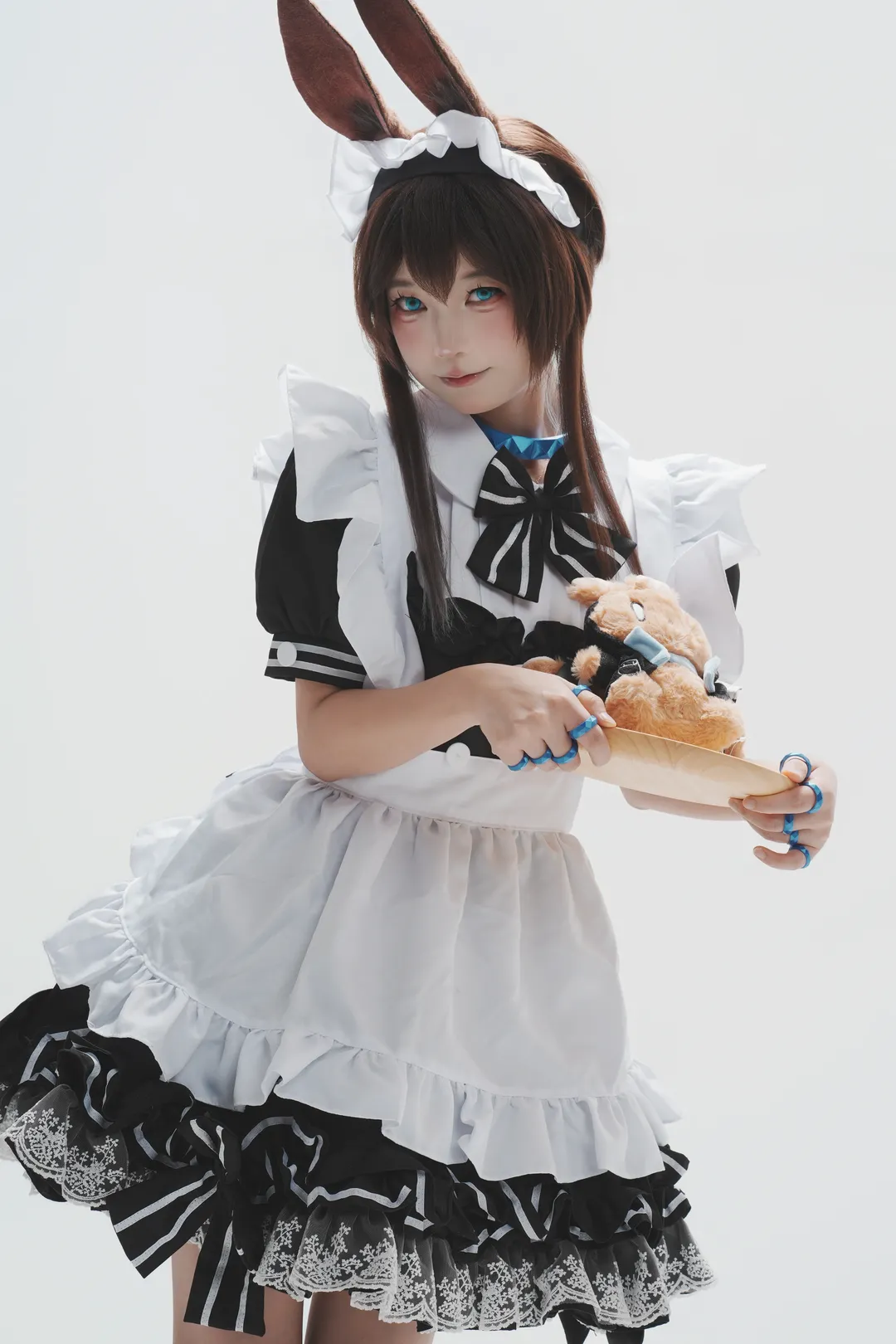 【阿米婭cos】山山兔女僕，白棚直出的快樂 - 第 3 張