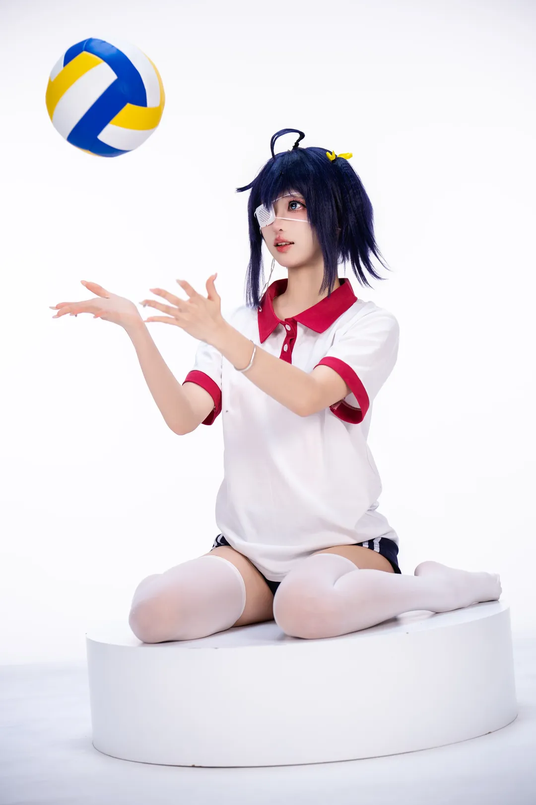 【小鸟游六花cos】中二病也要谈恋爱的运动系白棚拍摄 - 第 2 张