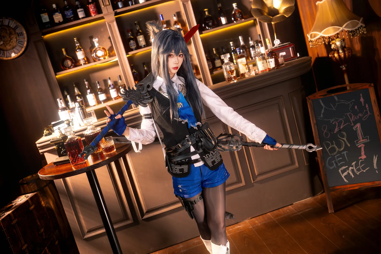 【緘默德克薩斯cos】明日方舟的酒吧暗夜，沉浸式還原企鵝物流 - 第 5 張