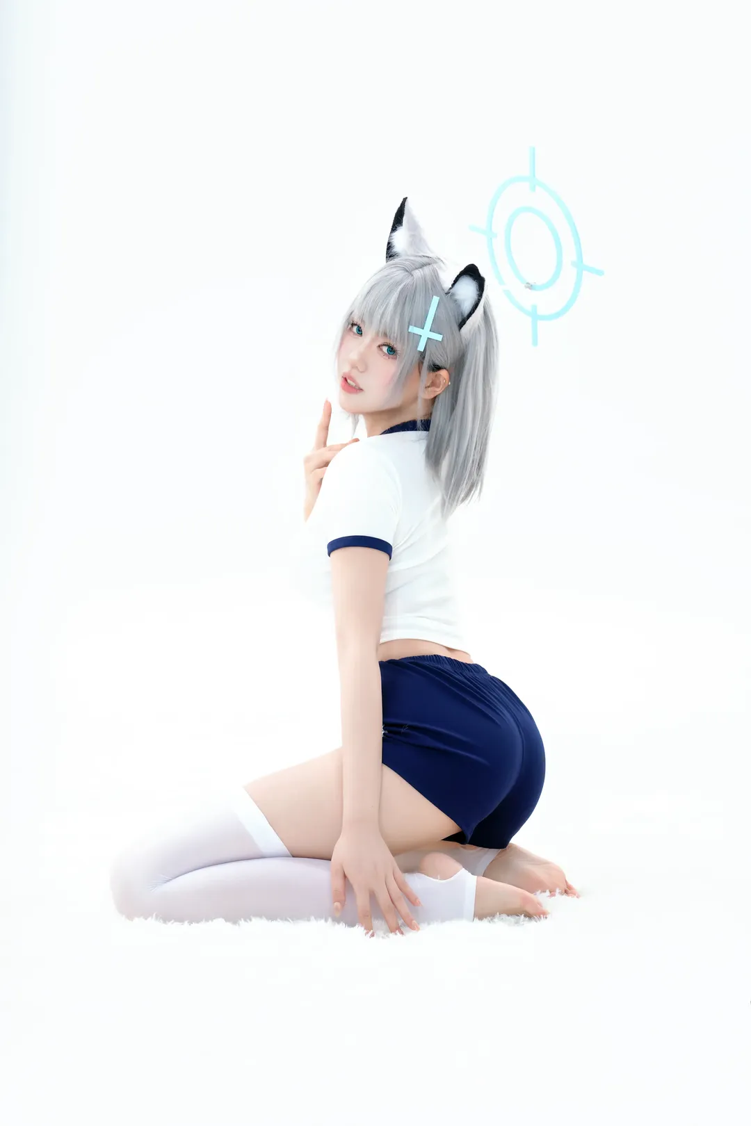 【砂狼白子cos】蔚蓝档案白运动服系列写真 - 第 1 张