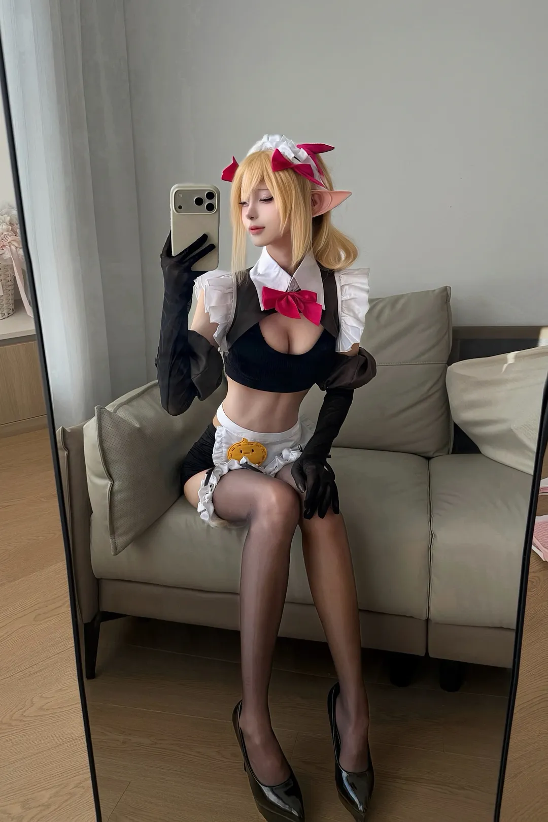 【琉璃昂cos】碧蓝航线的经典红黑白女仆装 - 第 2 张
