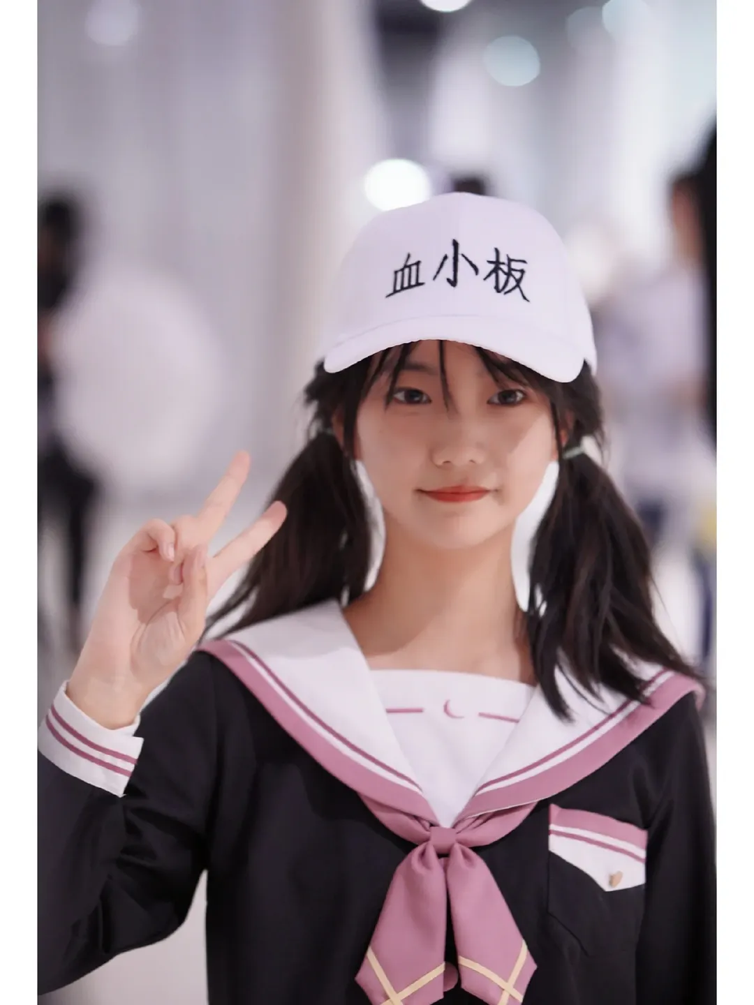 【血小板cos】漫展初体验，全程只带个帽子反而意外收获满满 - 第 1 张
