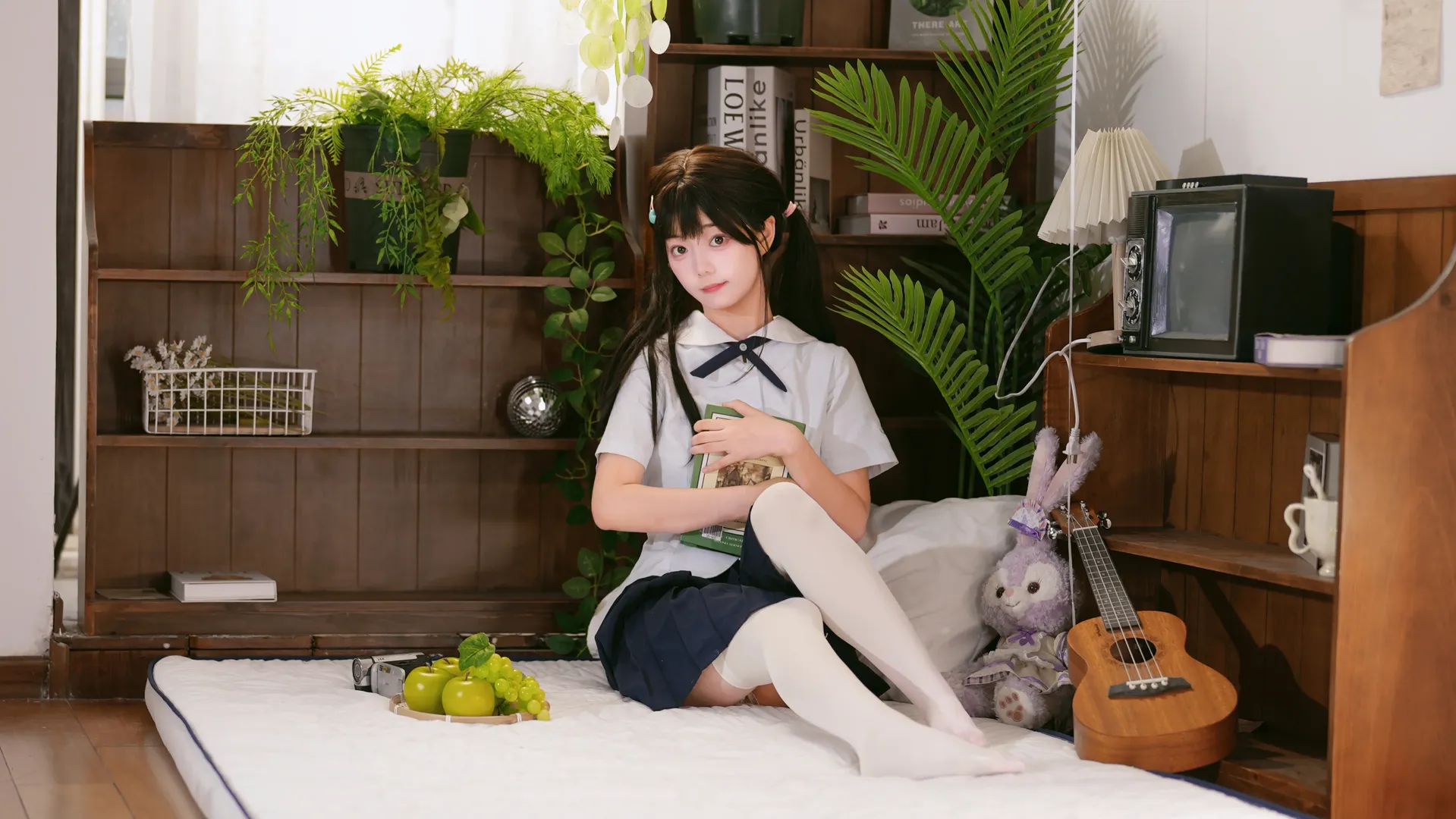 水手服白丝搭配复古DV，纯欲氛围感拉满 - 第 1 张