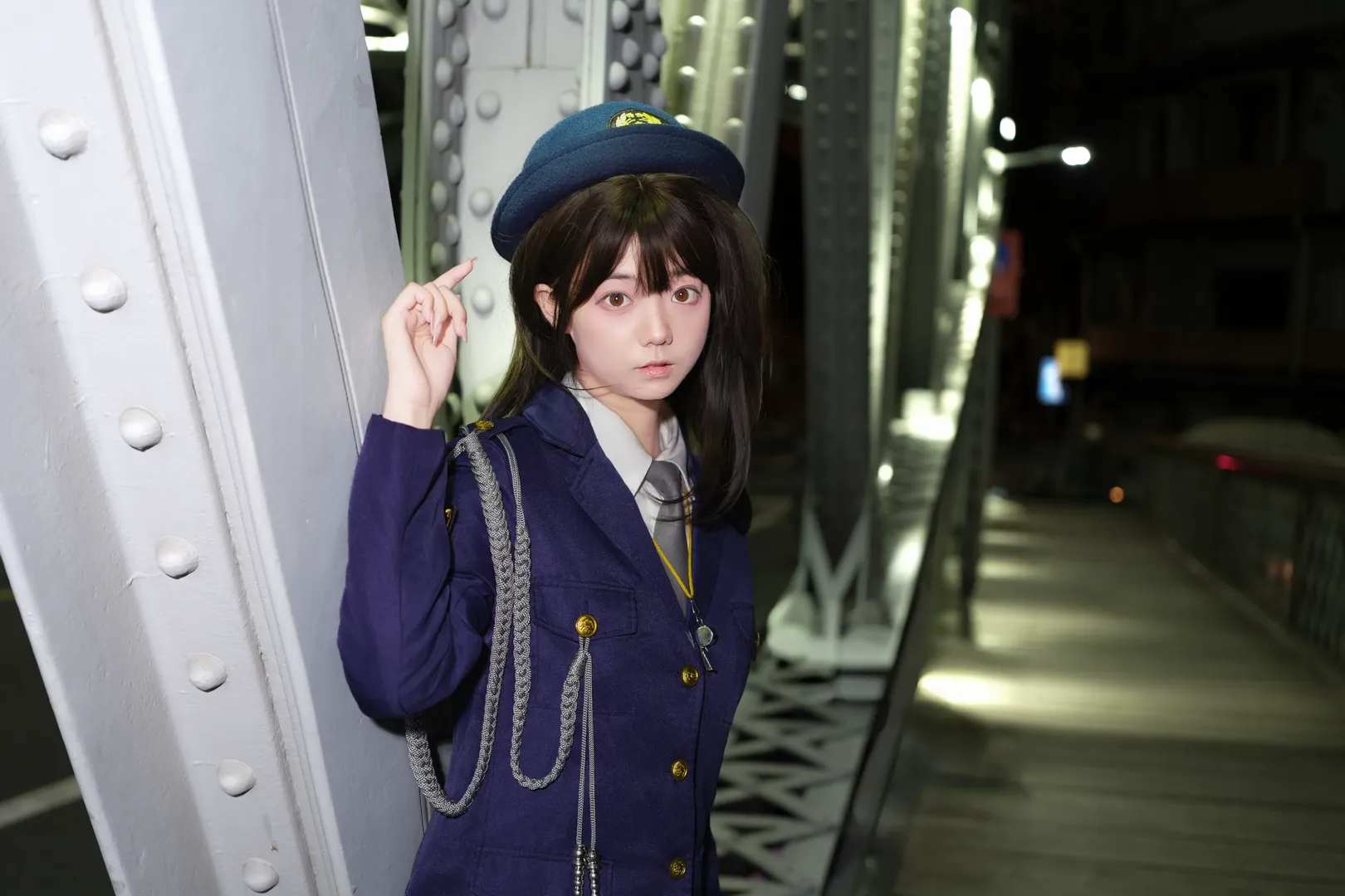 【中野美树cos】夜色钢桥上的搜查官，少女与战车中的飒爽瞬间 - 第 3 张