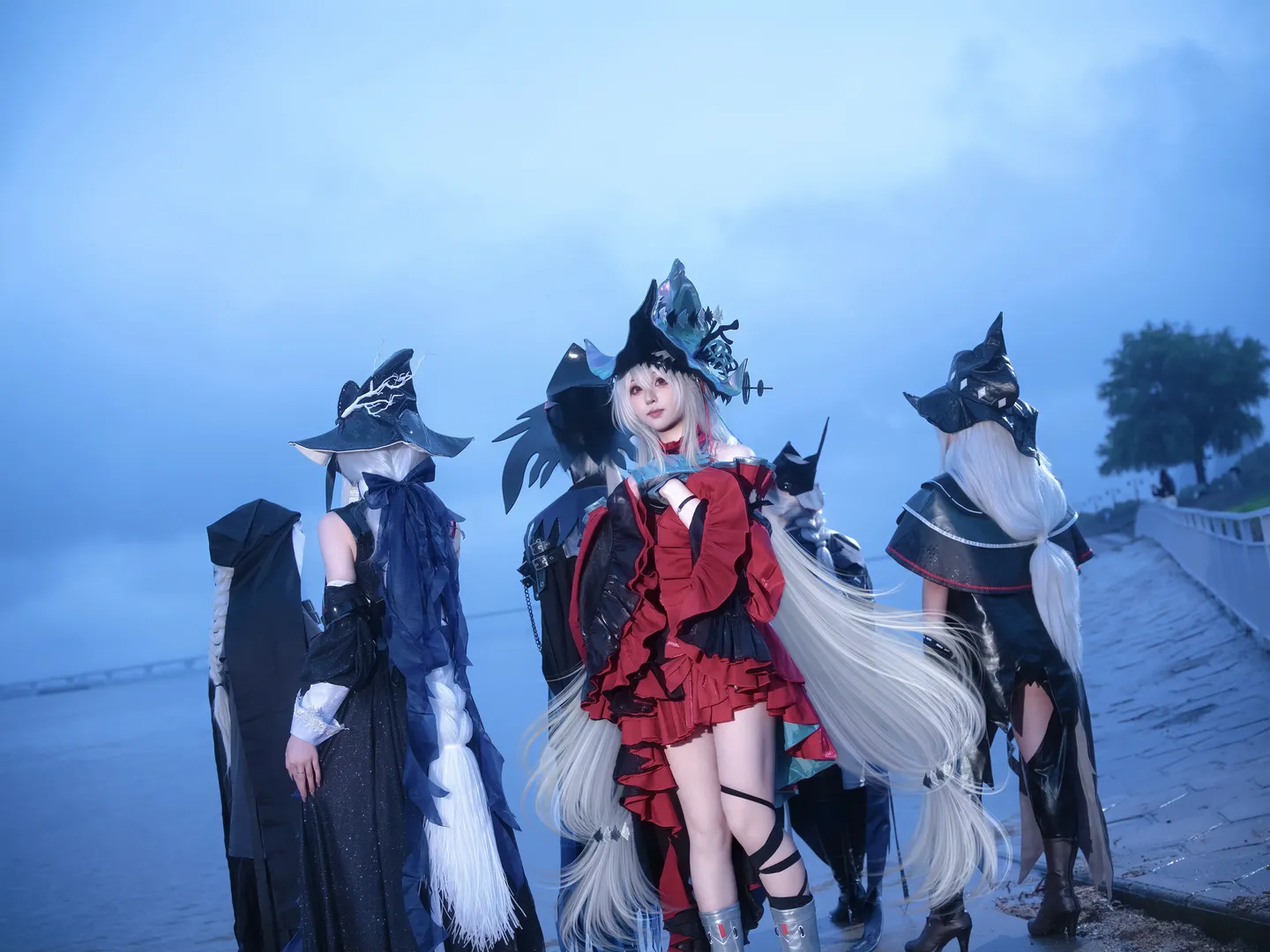 【浊心斯卡蒂cos】明日方舟的深海提灯使者 - 第 2 张