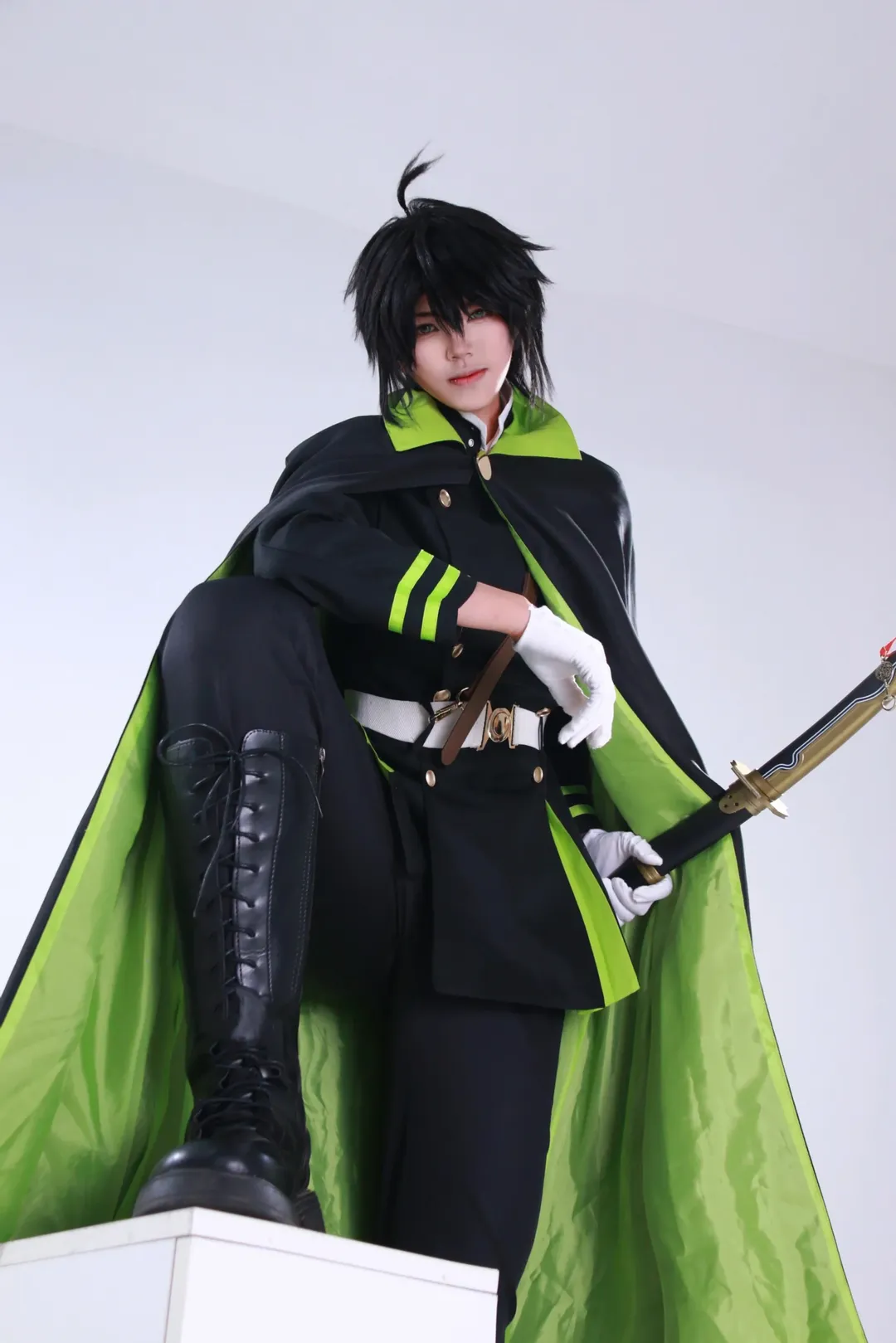 【百夜优一郎cos】终结的炽天使：黑色军装的冷峻拔刀瞬间 - 第 2 张