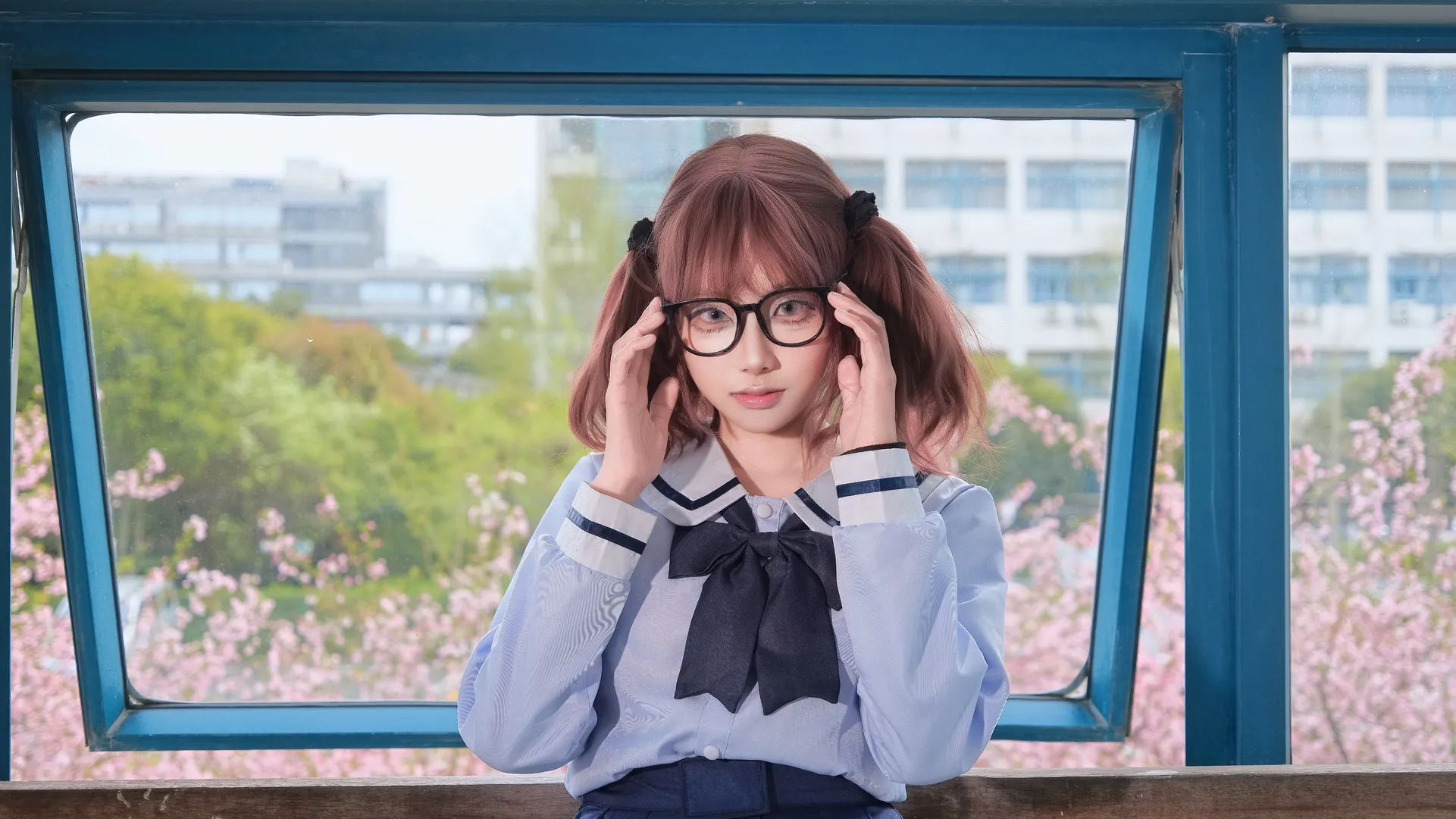 【钻石星尘hina cos】哭泣少女乐队，夜场街头与校园黑丝的日常私设 - 第 6 张