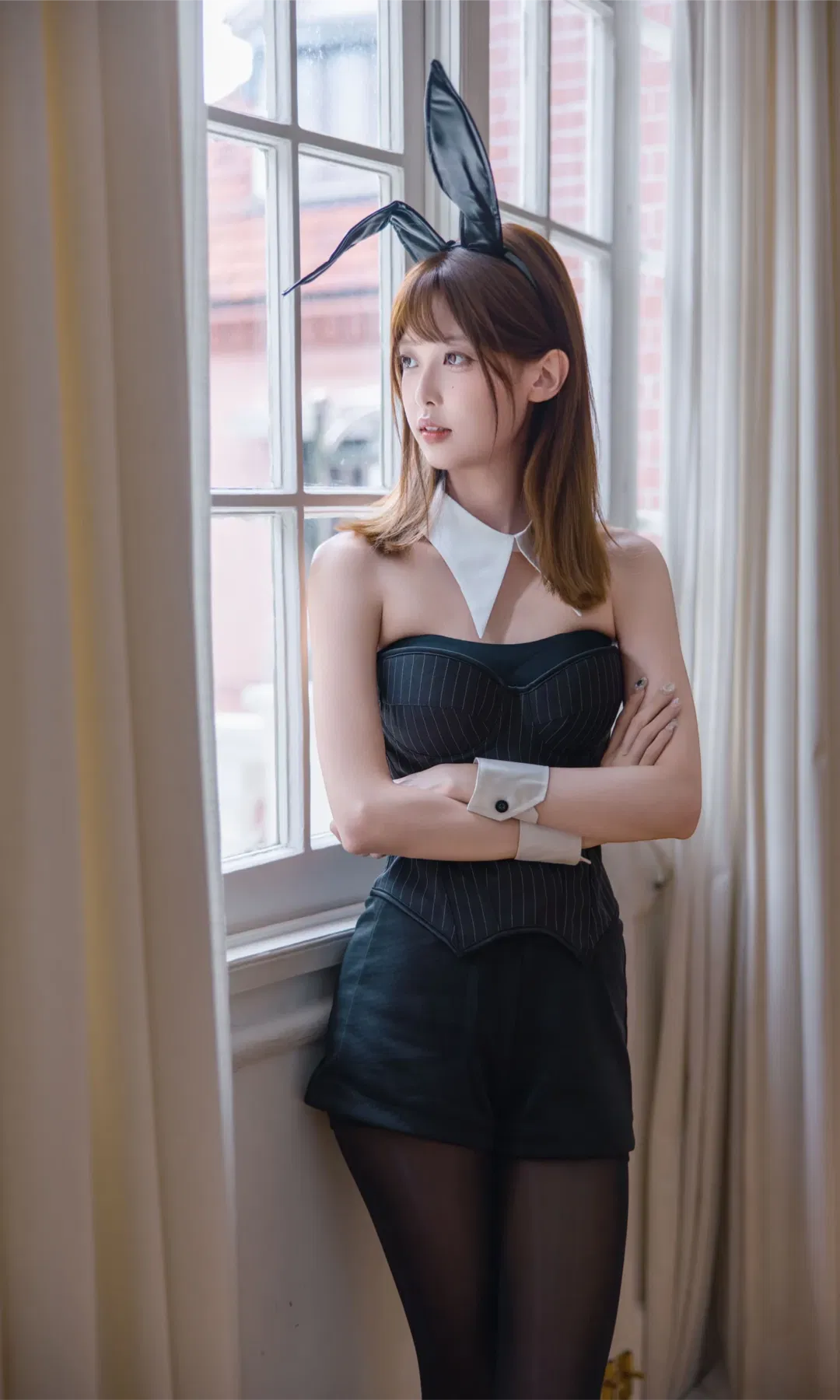 把兔女郎穿進現實，這套二次元制服寫真很出片 - 第 6 張