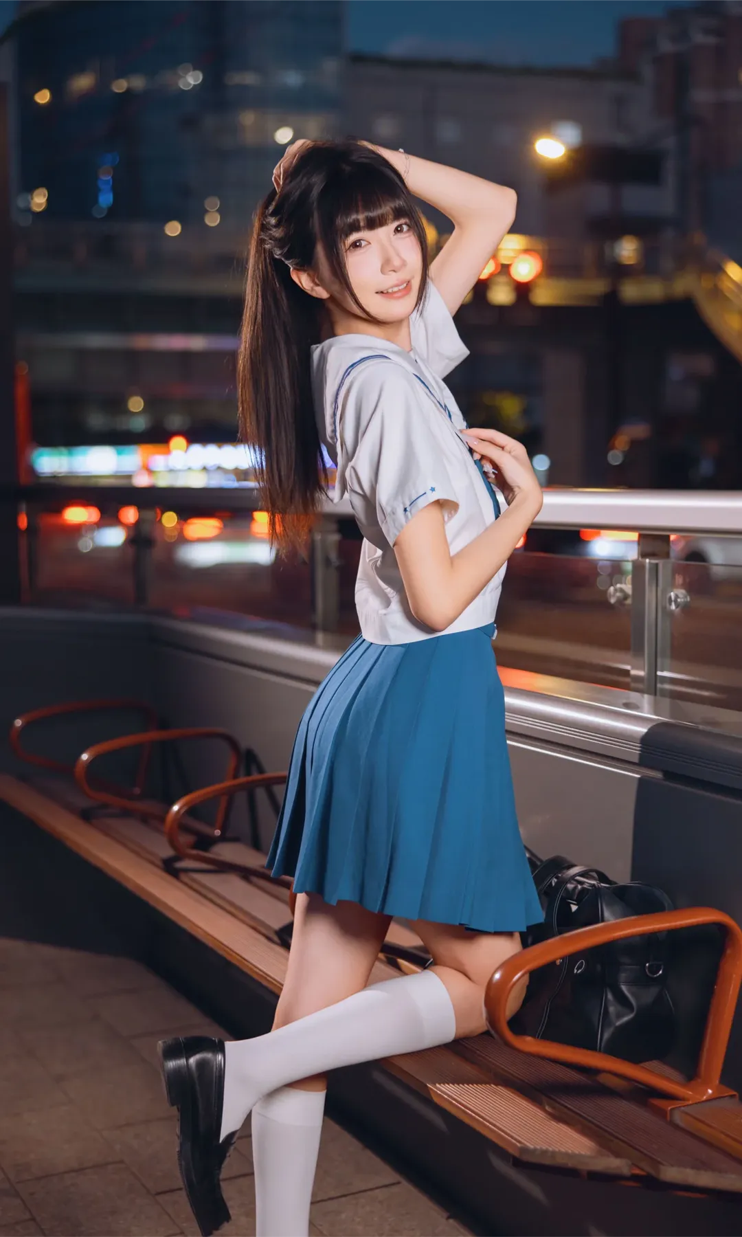 夜景街头的水手服JK制服，记录不一样的二次元摄影 - 第 1 张