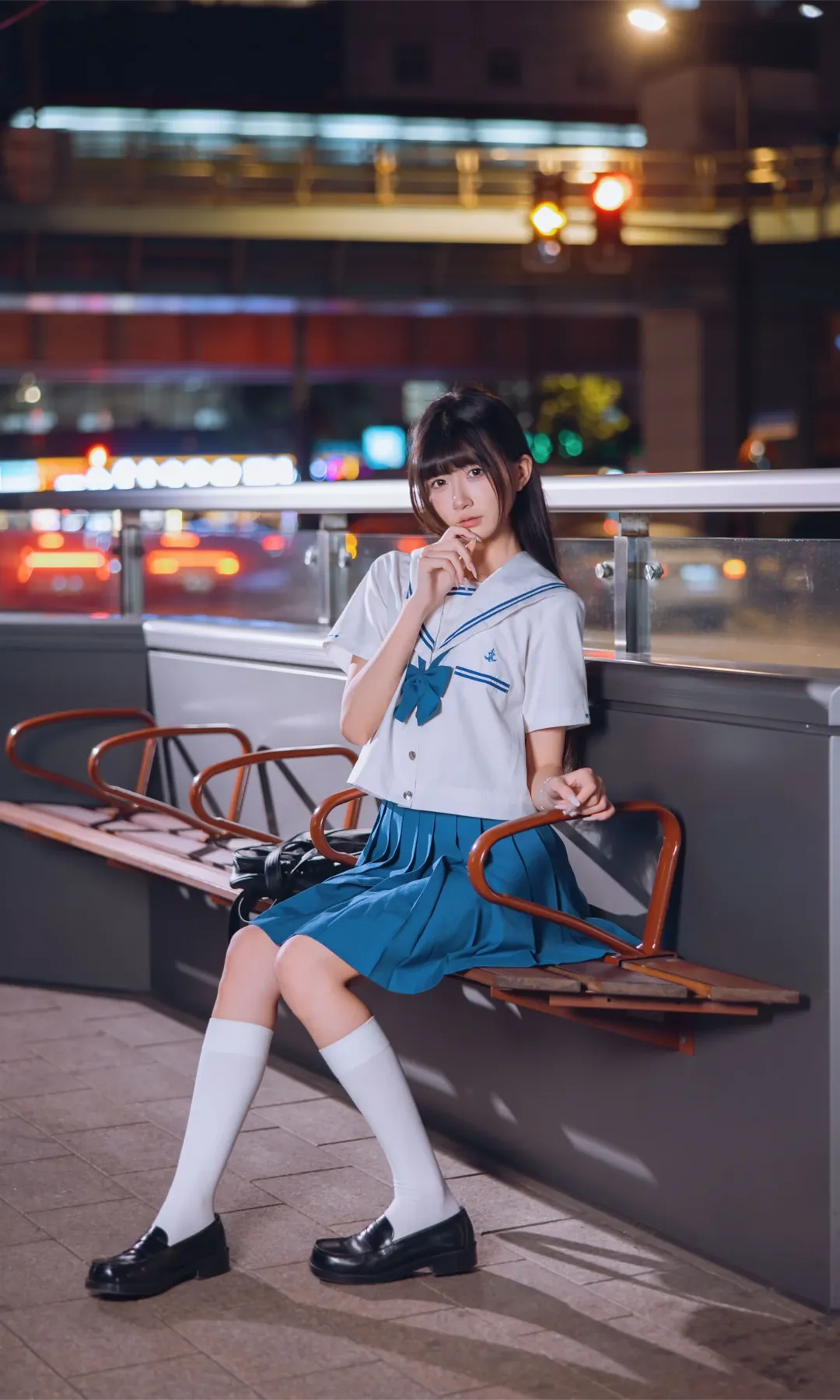 夜景街头的水手服JK制服，记录不一样的二次元摄影 - 第 3 张