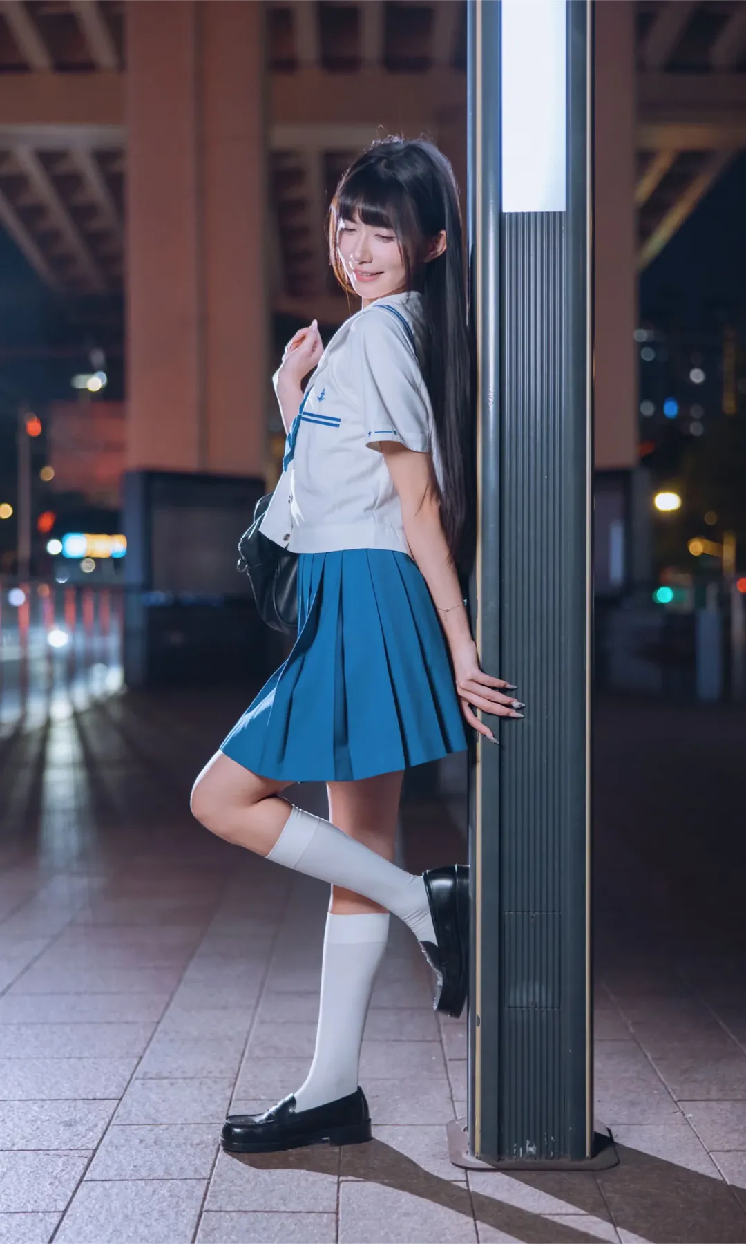 夜景街头的水手服JK制服，记录不一样的二次元摄影 - 第 7 张
