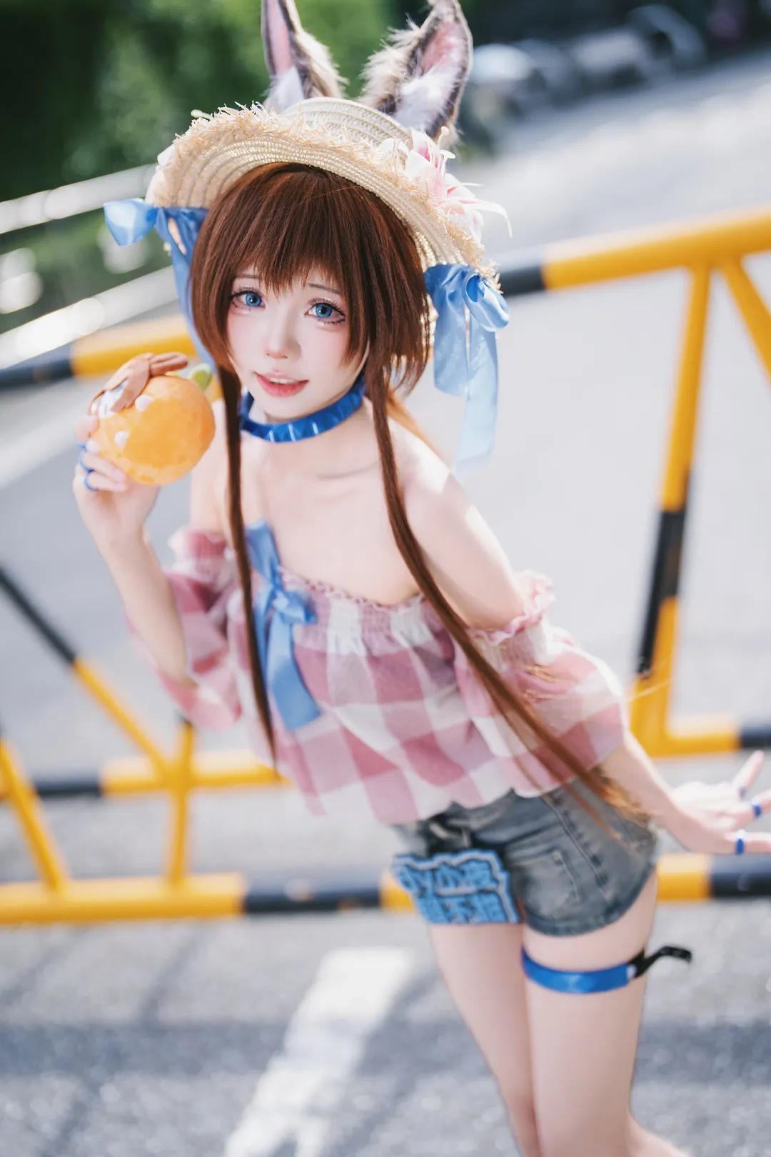 【阿米婭cos】明日方舟夏活萌兔的漫展場照 - 第 2 張