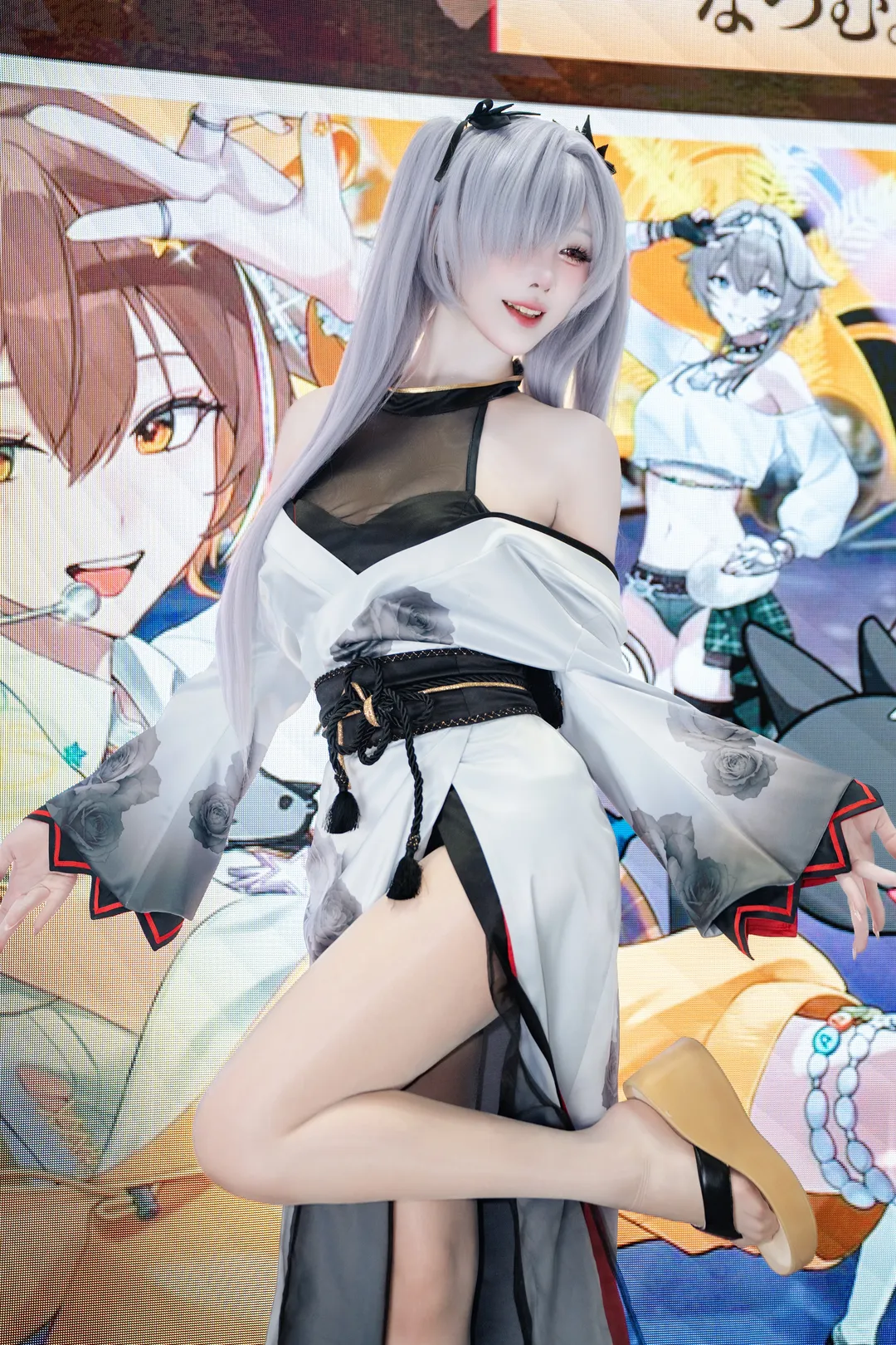 【灰姑娘cos】NIKKE中的C108展會現場實拍 - 第 1 張