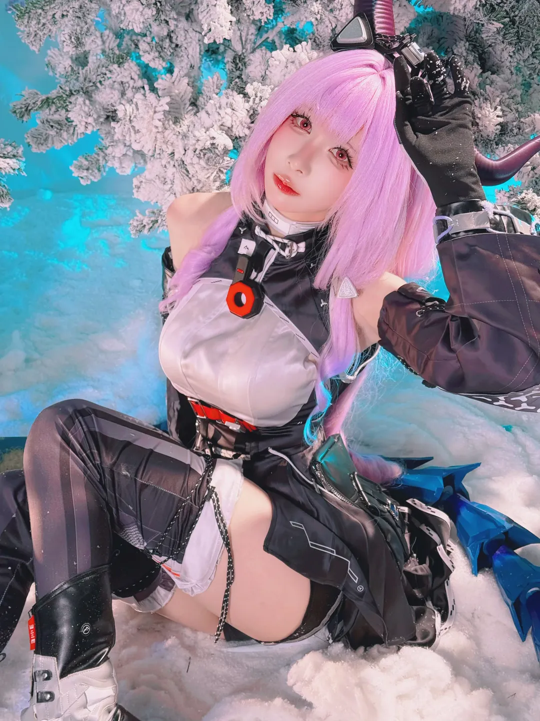 【提弗洛斯cos】明日方舟终末地雪凇幽梦冰雪氛围拍摄 - 第 2 张