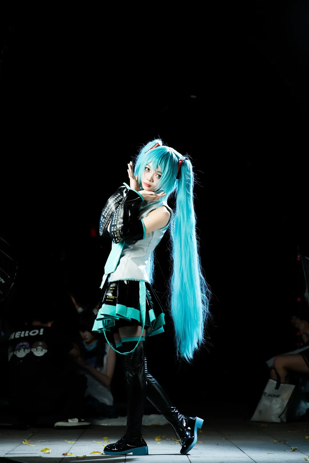 【初音未来cos】动漫星城夜色下的葱之使者 - 第 5 张