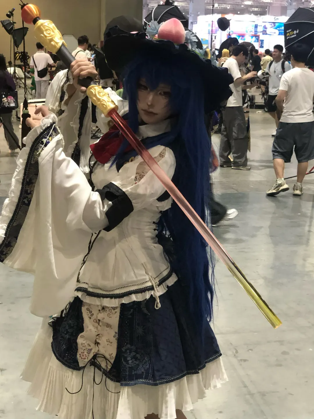 【比那名居天子cos】上海CPSP漫展的实况花絮 - 第 1 张