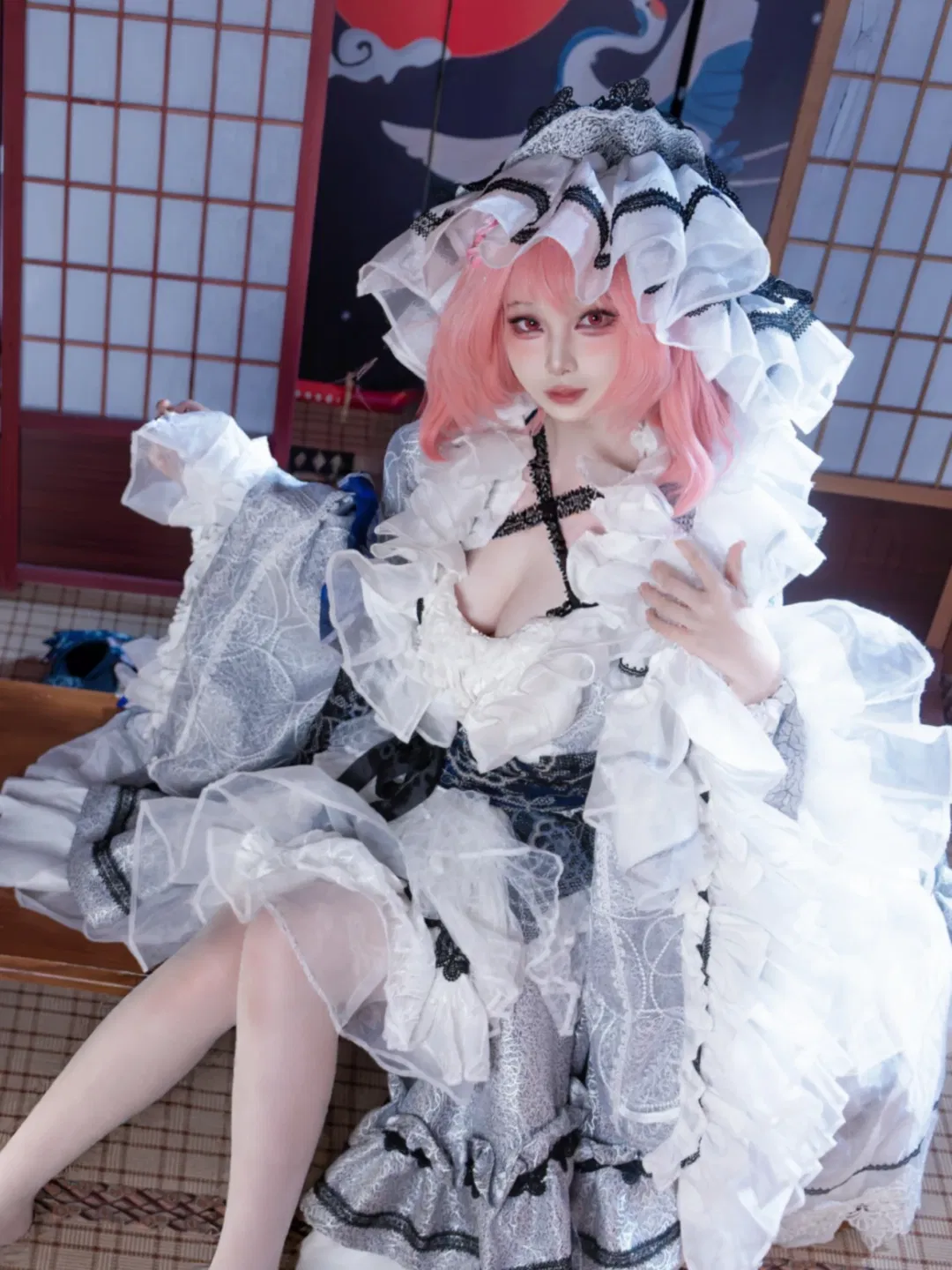【西行寺幽幽子cos】和风洋装搭配华丽头饰的视觉呈现