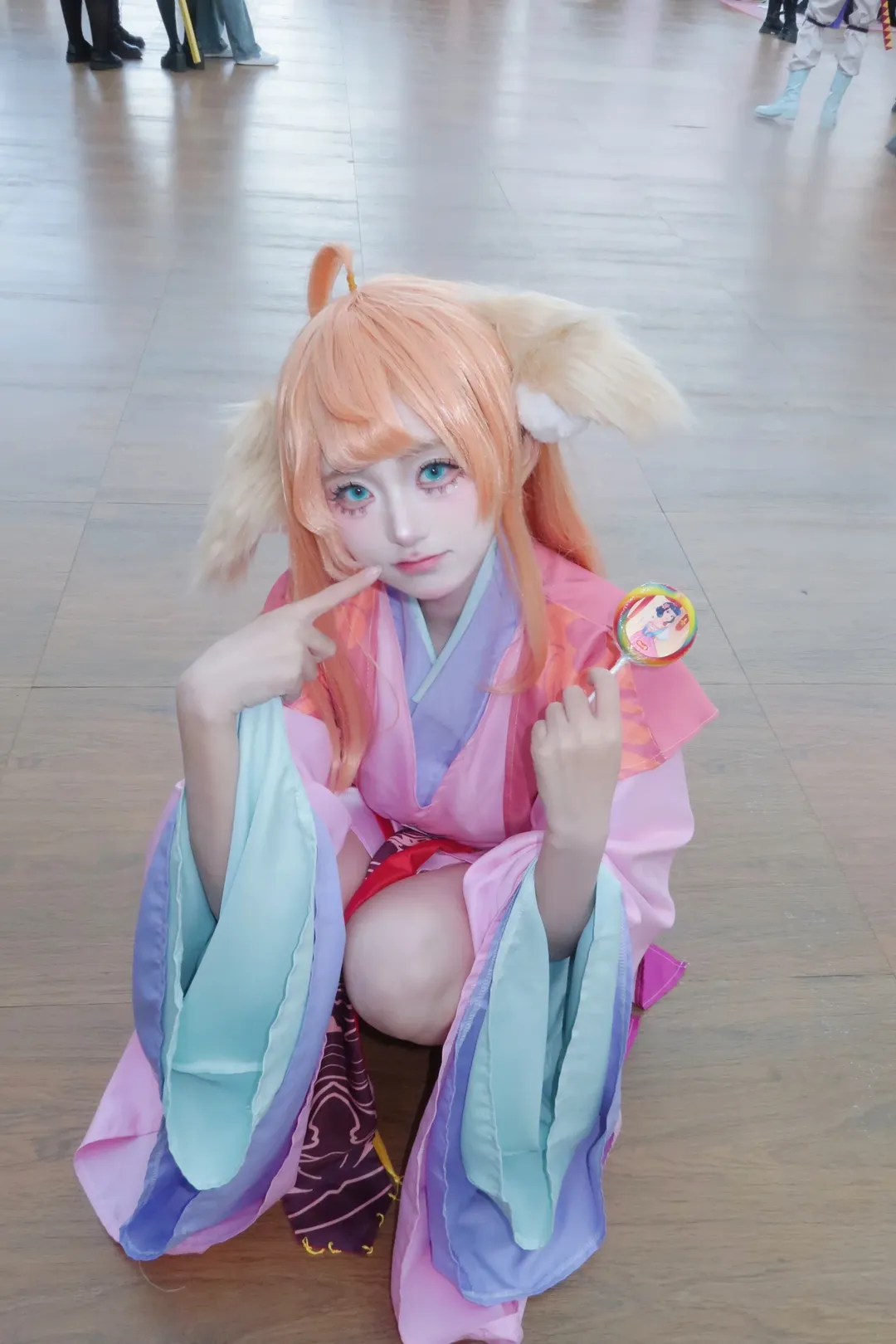 【涂山苏苏cos】狐妖小红娘漫展中的甜美粉蓝精灵 - 第 1 张