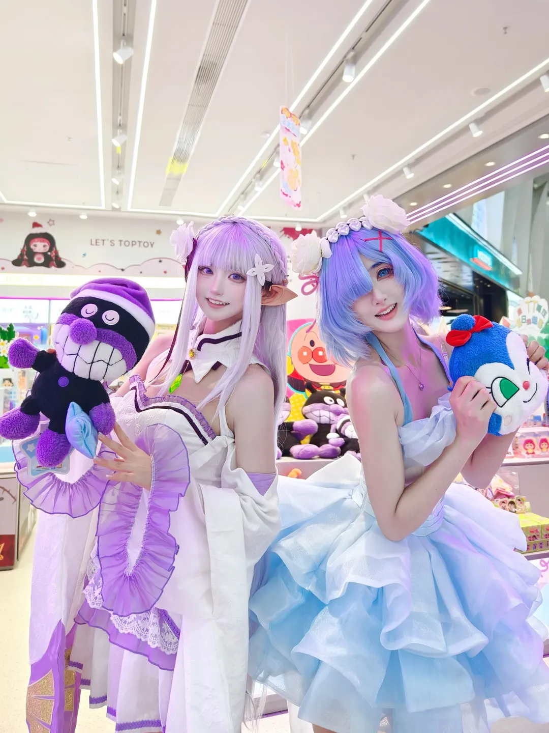【愛蜜莉雅蕾姆cos】從零開始的異世界生活，吉林中東TopToy開業演出記錄 - 第 1 張