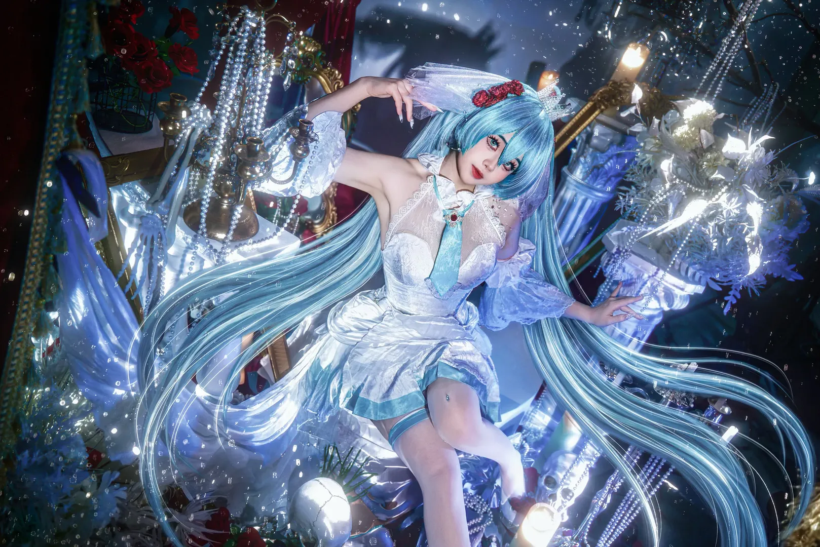 【初音未来cos】白如雪的公主，红玫瑰与白骨交织的幻境 - 第 3 张