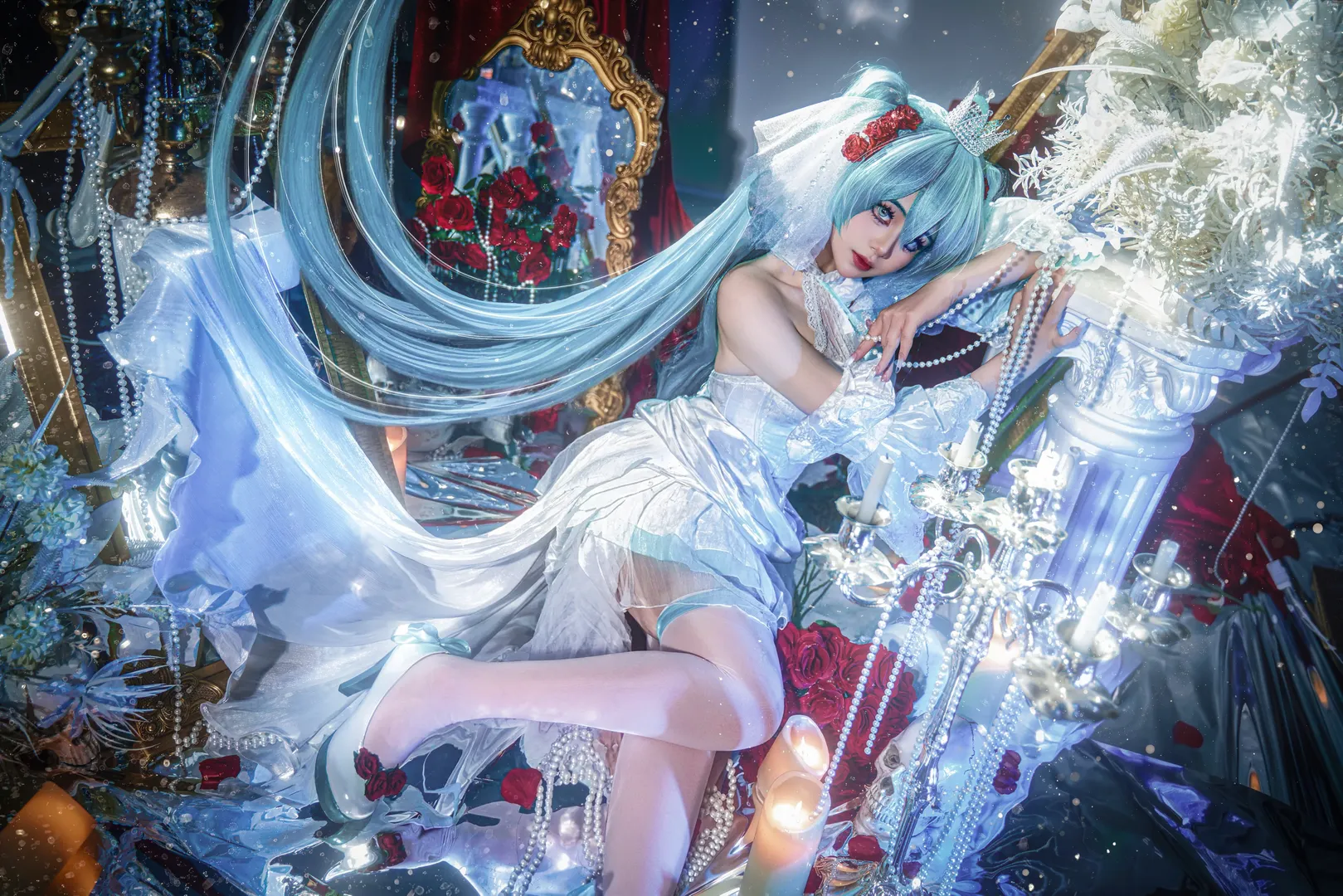 【初音未来cos】白如雪的公主，红玫瑰与白骨交织的幻境 - 第 7 张