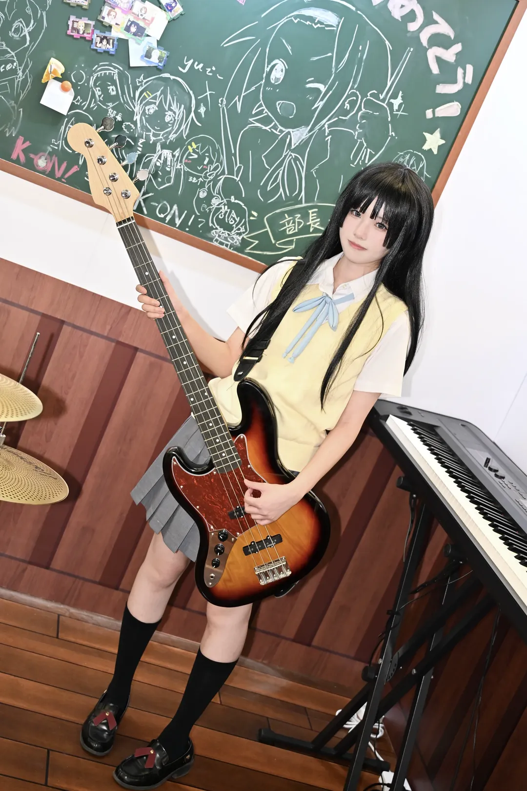【秋山澪cos】轻音少女快闪现场，背起贝斯的日常记录 - 第 1 张