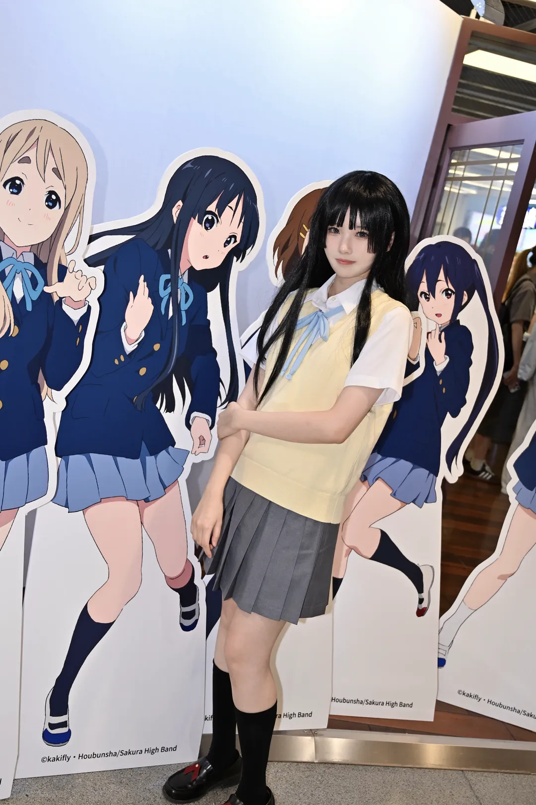 【秋山澪cos】轻音少女快闪现场，背起贝斯的日常记录 - 第 4 张