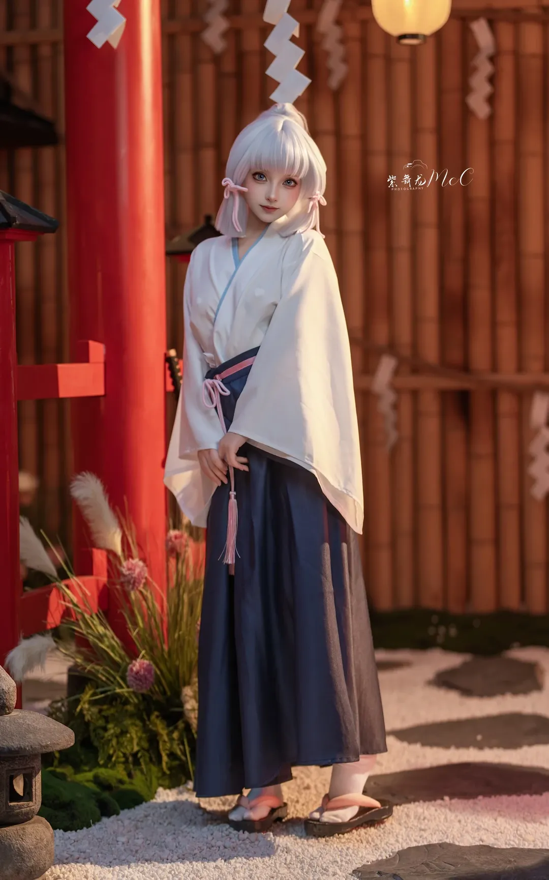 【神裡綾華cos】原神和風裝扮與木刀動作參考 - 第 4 張