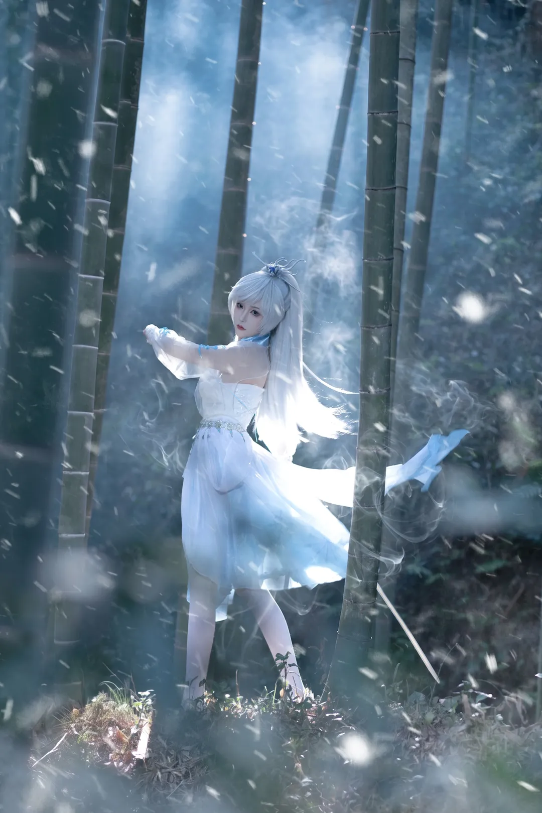 【顾清寒cos】永劫无间竹林雪景，一剑霜寒十四州 - 第 1 张
