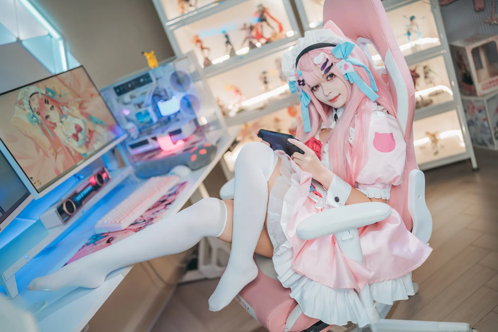 结城昨日奈cos：粉色女仆与电竞房的Vtuber奇妙日常 - 第 2 张
