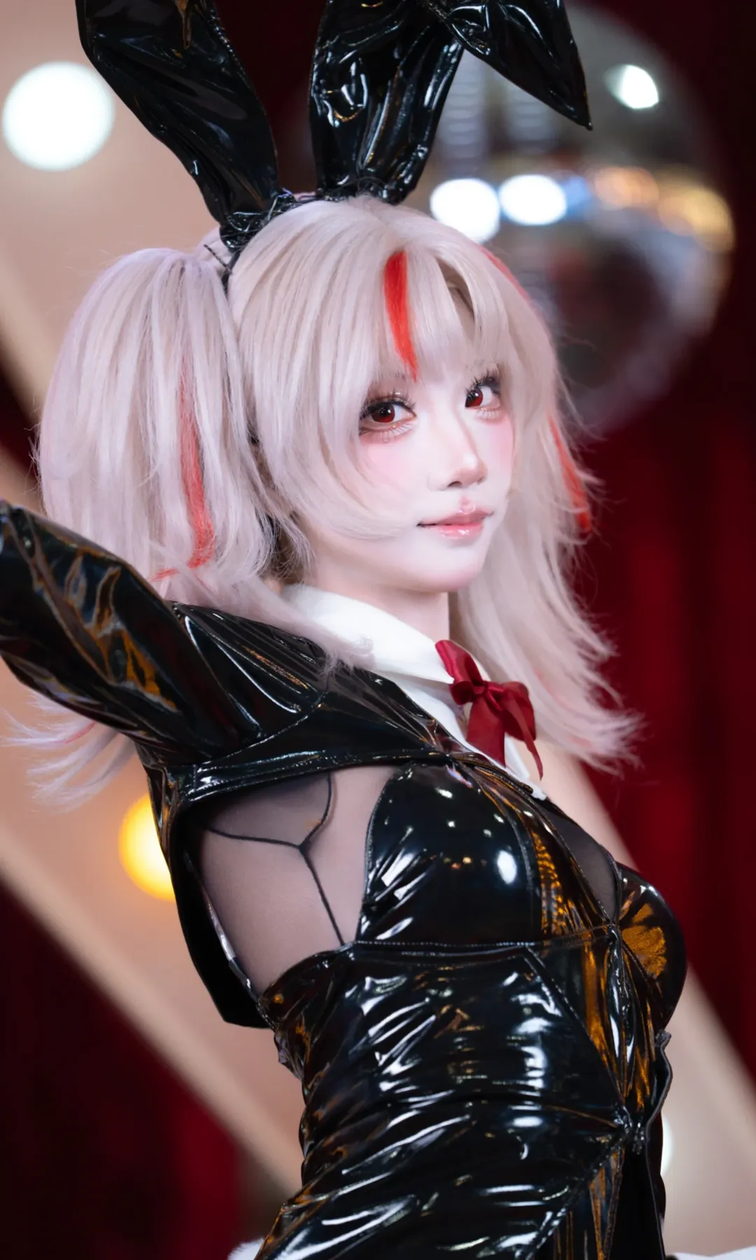 【阿达尔伯特亲王cos】碧蓝航线港区盛夏清凉节魔术兔女郎 - 第 1 张
