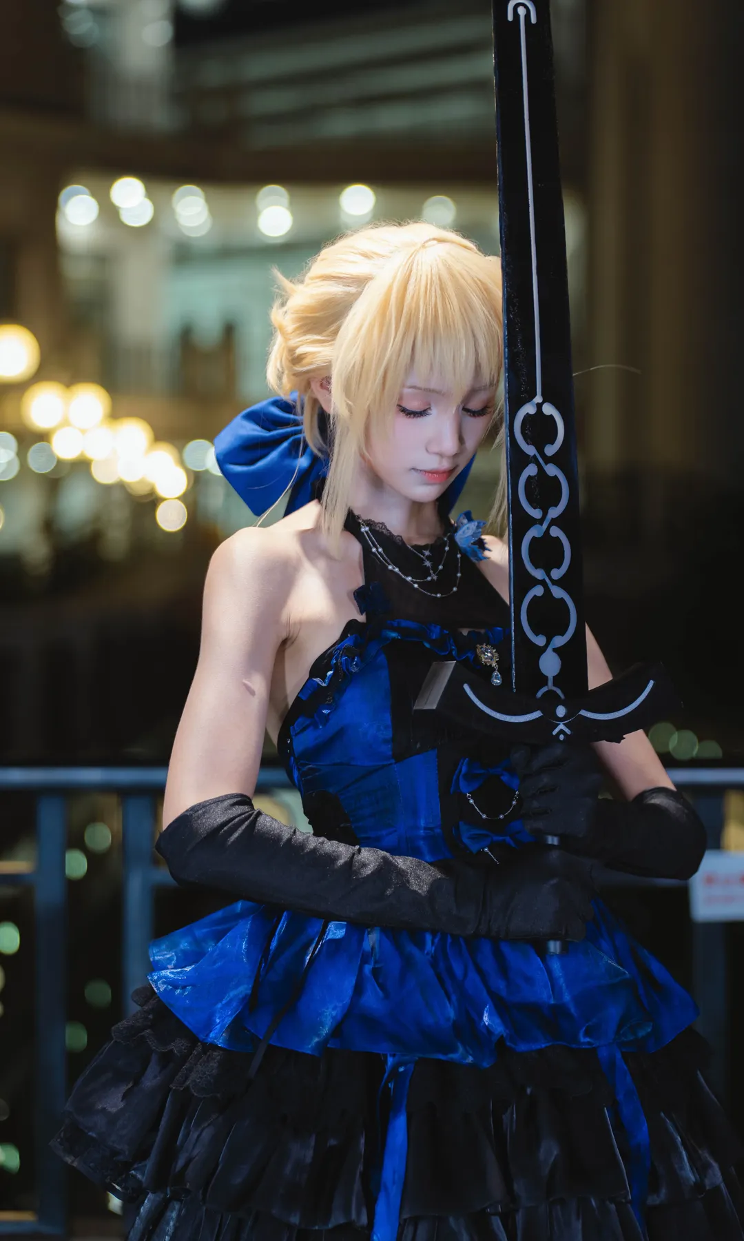 【黑呆cos】Fate禮服黑呆，夜景下的優雅與鋒利 - 第 4 張