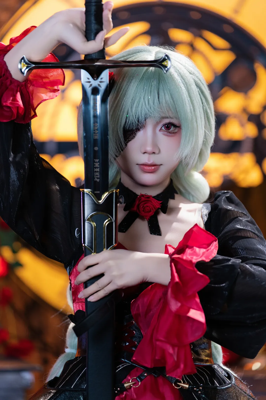 【弗洛洛cos】鳴潮暗黑哥特風，金屬裙撐與大劍的極致碰撞 - 第 9 張