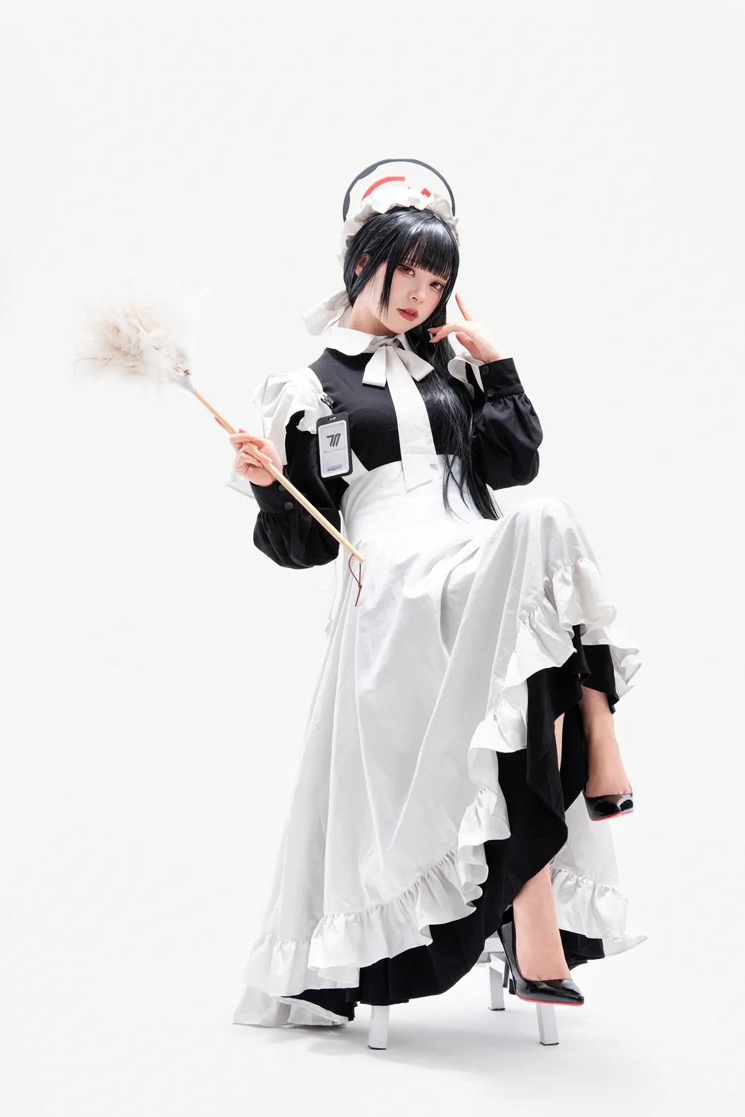 调月莉音cos 蔚蓝档案里的黑白女仆装穿搭 - 第 11 张