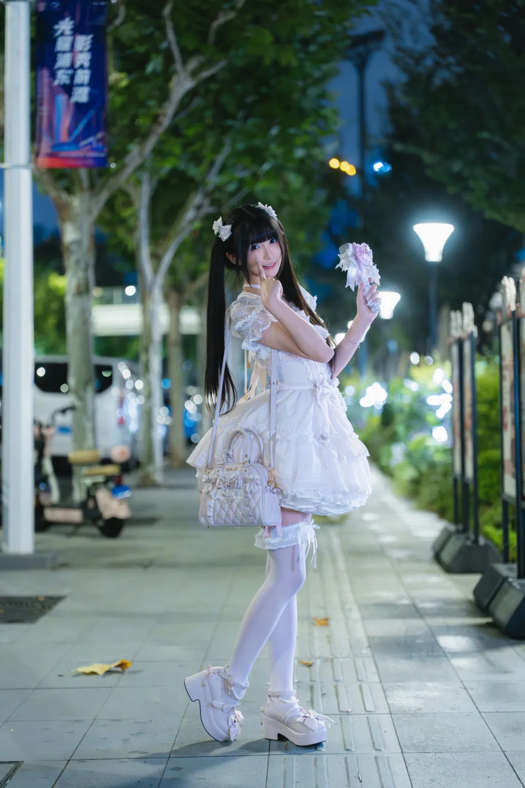 粉白双马尾Lolita夜景夜拍记录 - 第 1 张