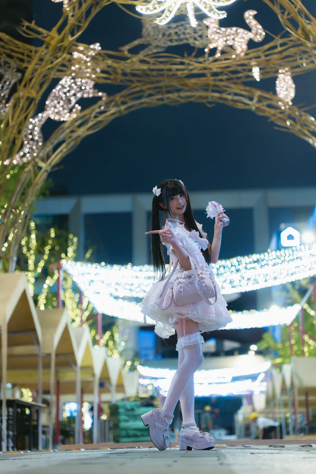 粉白双马尾Lolita夜景夜拍记录 - 第 12 张