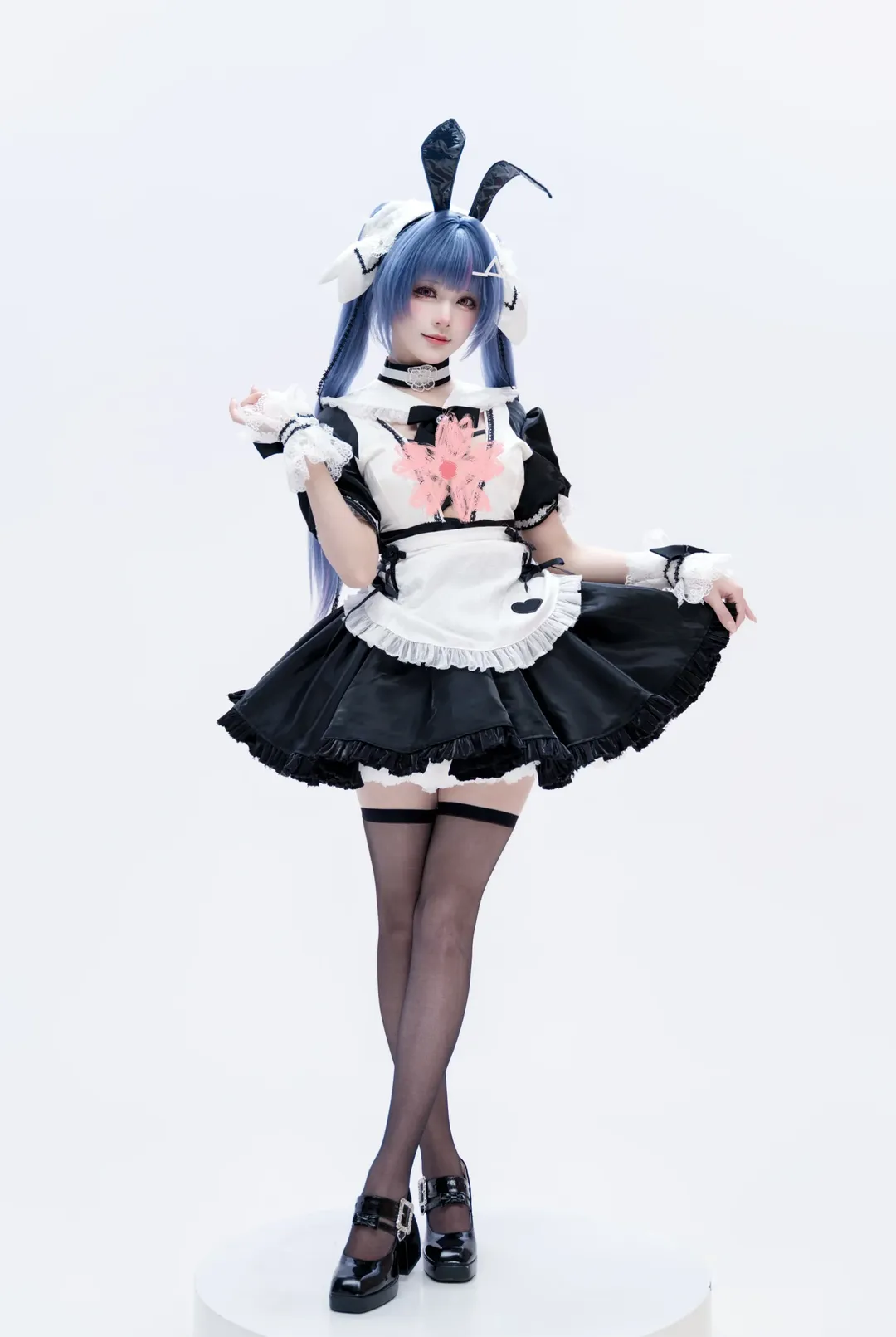 【萨里cos】碧蓝航线的蓝色小兔，俏皮女仆装登场 - 第 7 张