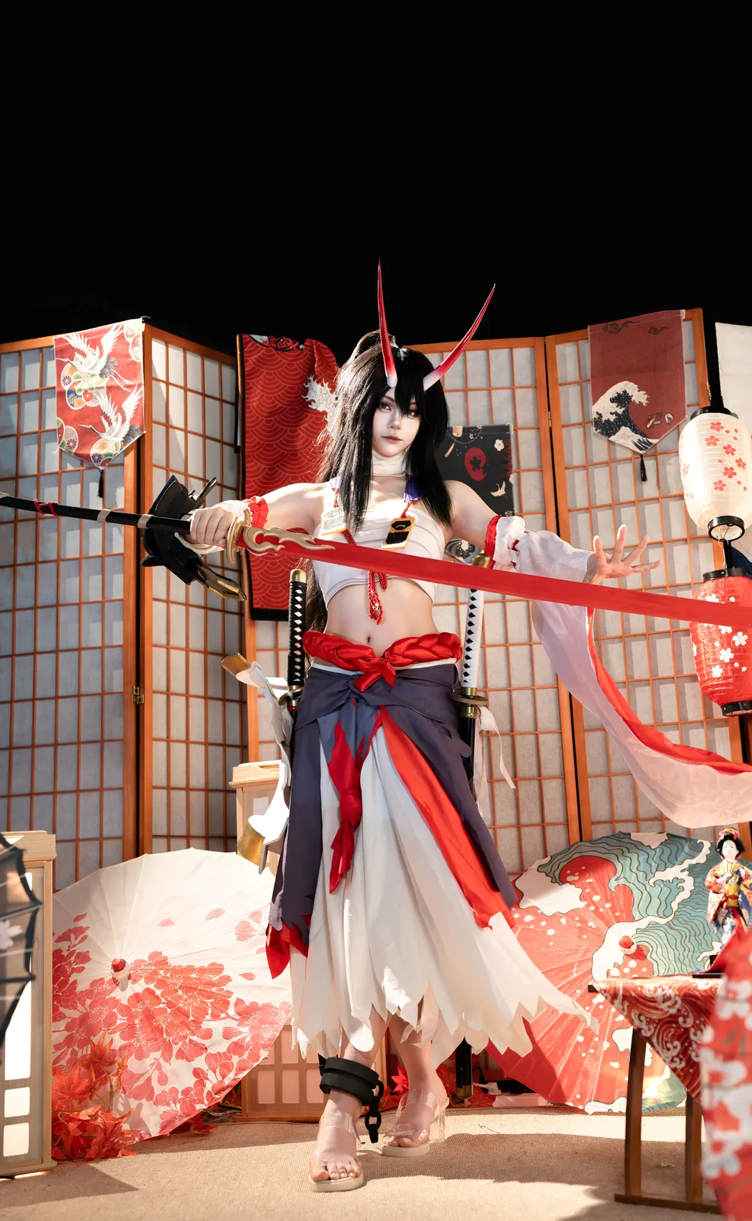 【赤影妖刀姬cos】陰陽師裡的紅白雙刃，今天氣場拉滿 - 第 4 張