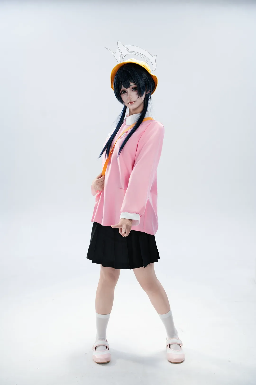 【キサキ コスプレ】ブルーアーカイブの可愛い担当、今日はあなたにハグをあげたい - 4 枚目