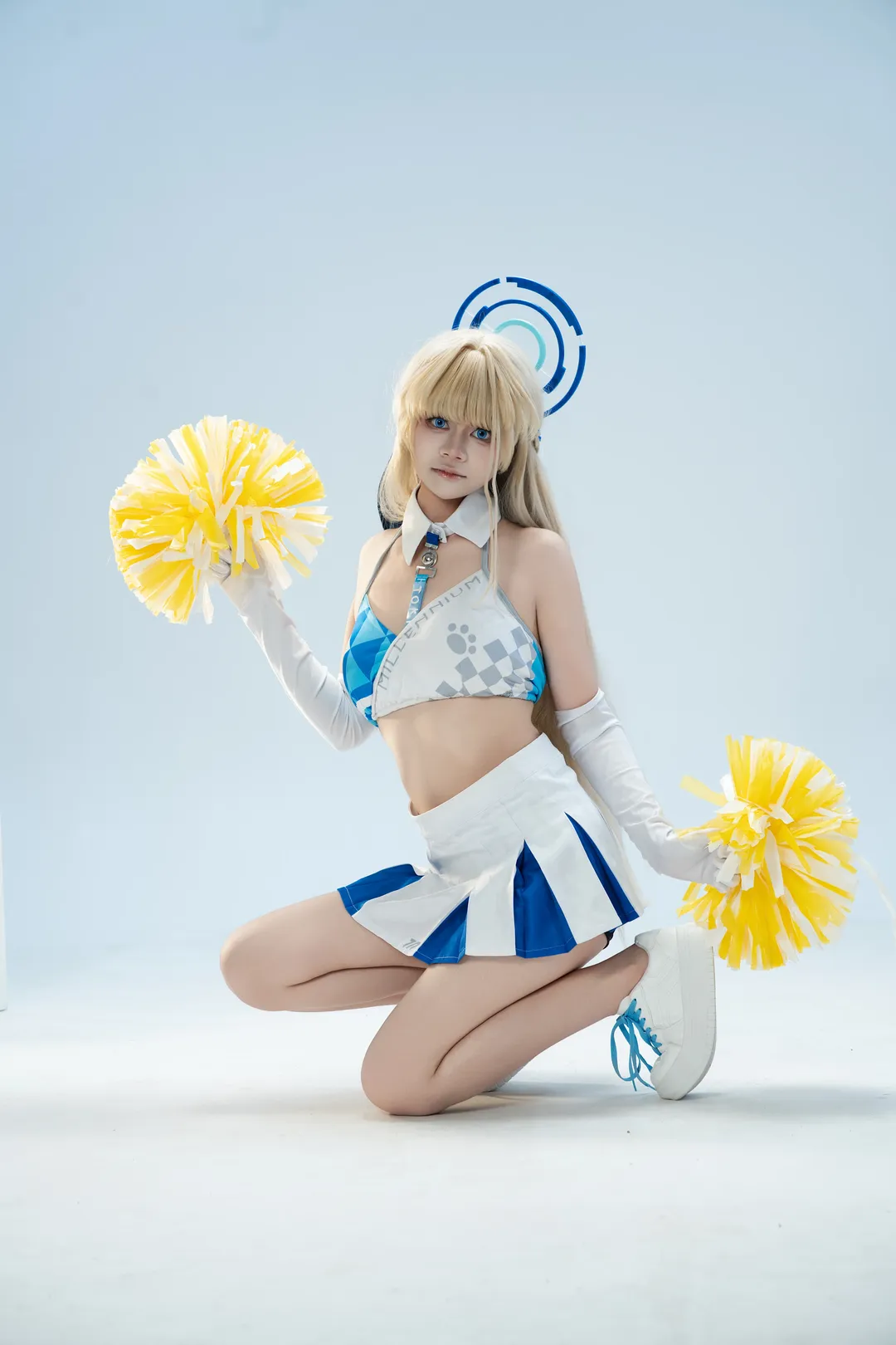 【飛鳥馬時cos】蔚藍檔案 七十抽出了小時所以來比耶 - 第 4 張