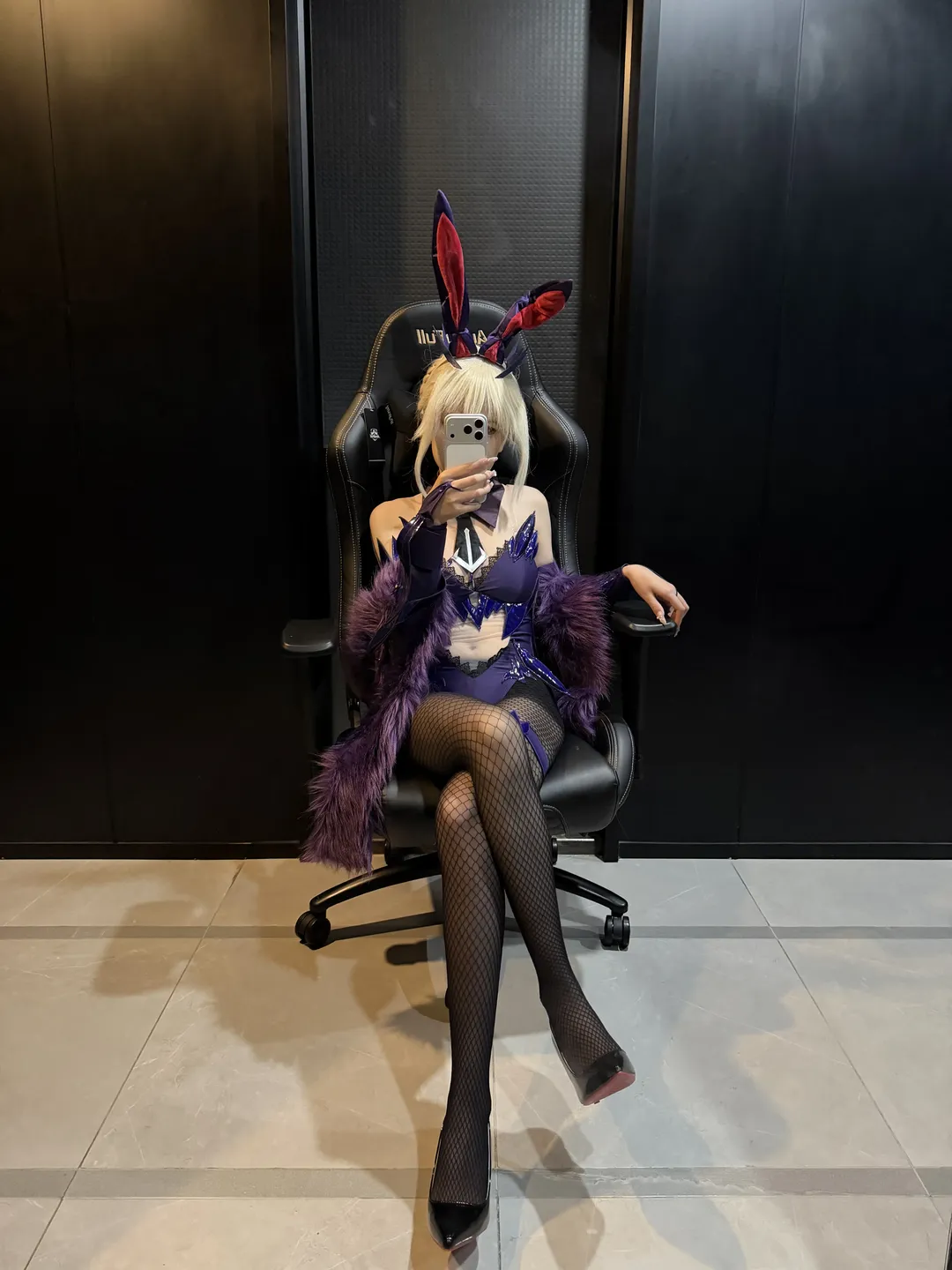 【黑枪呆cos】冷艳向兔女郎装扮，暗黑系fgo角色氛围还原 - 第 3 张